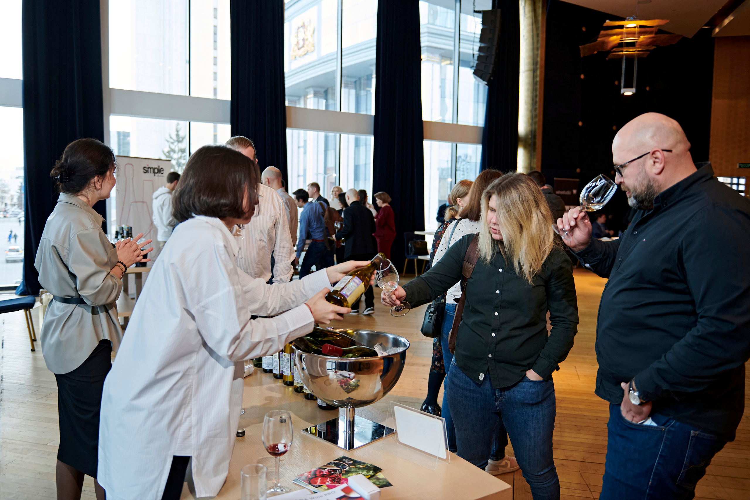 Винная дегустация для сомелье. Фотограф Постольник Дарья