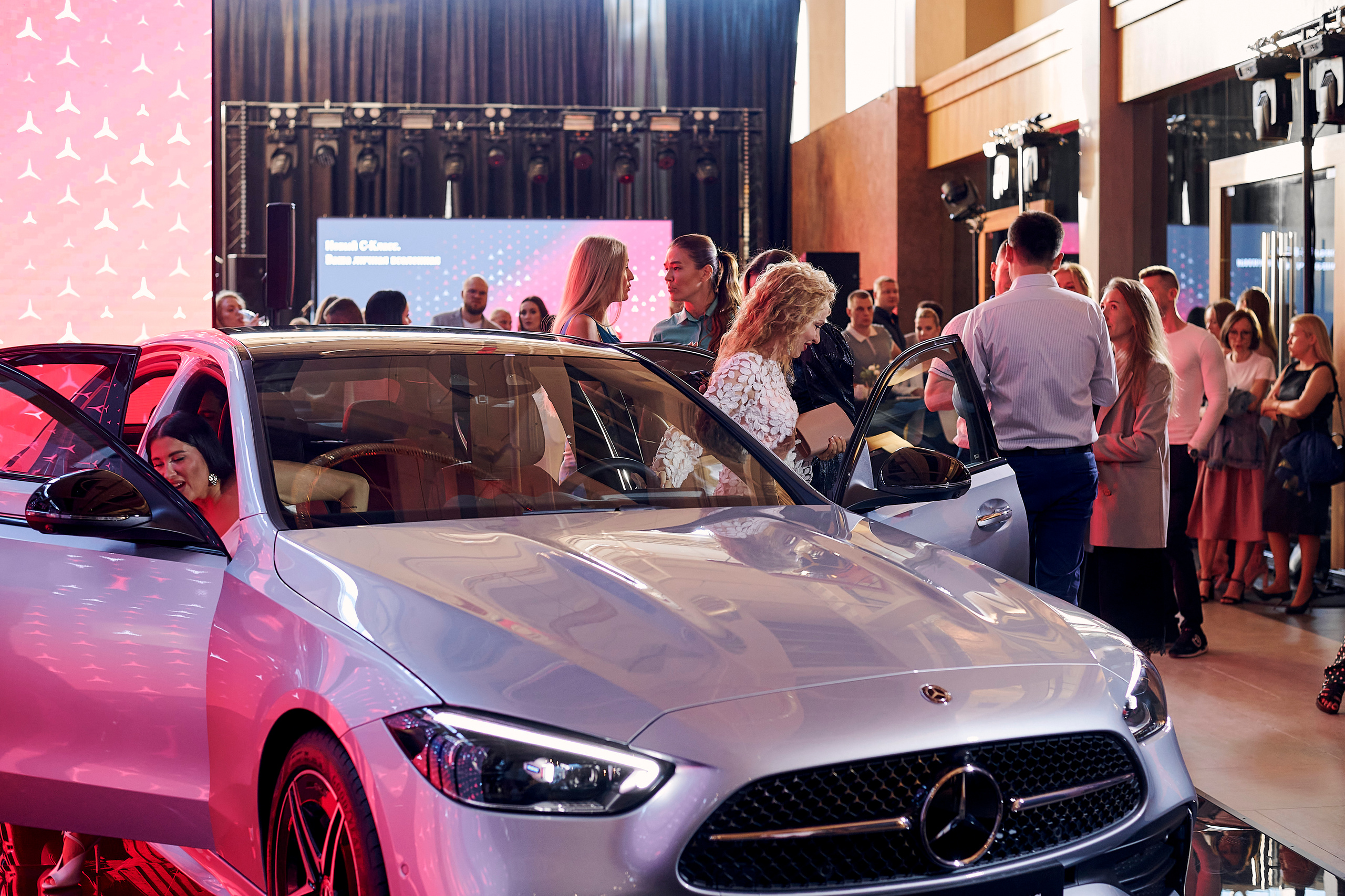 Презентация Mercedes C-класс. Фотограф Постольник Дарья