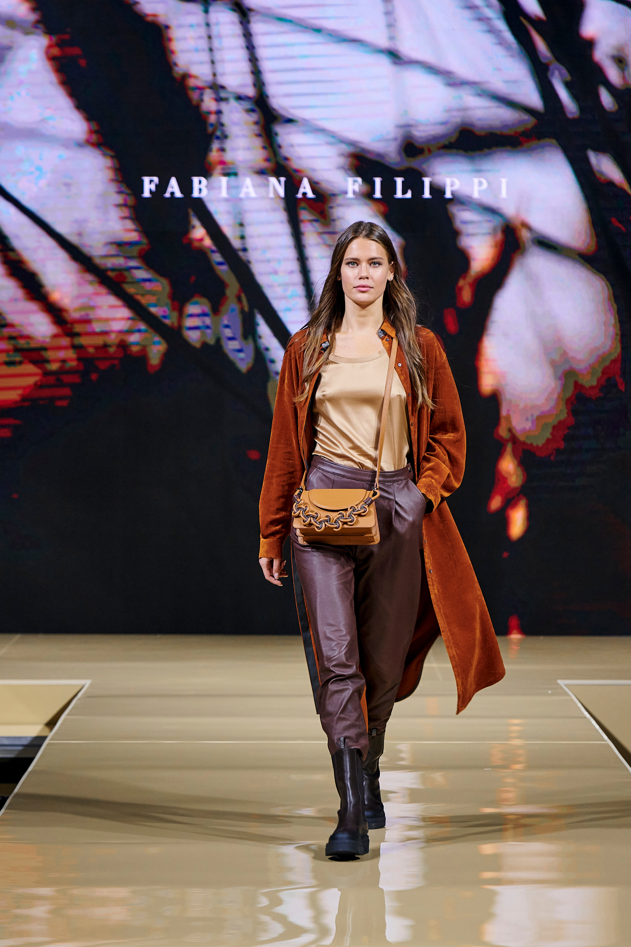 Модный показ «Кашемир и Шелк». Фотограф Постольник Дарья