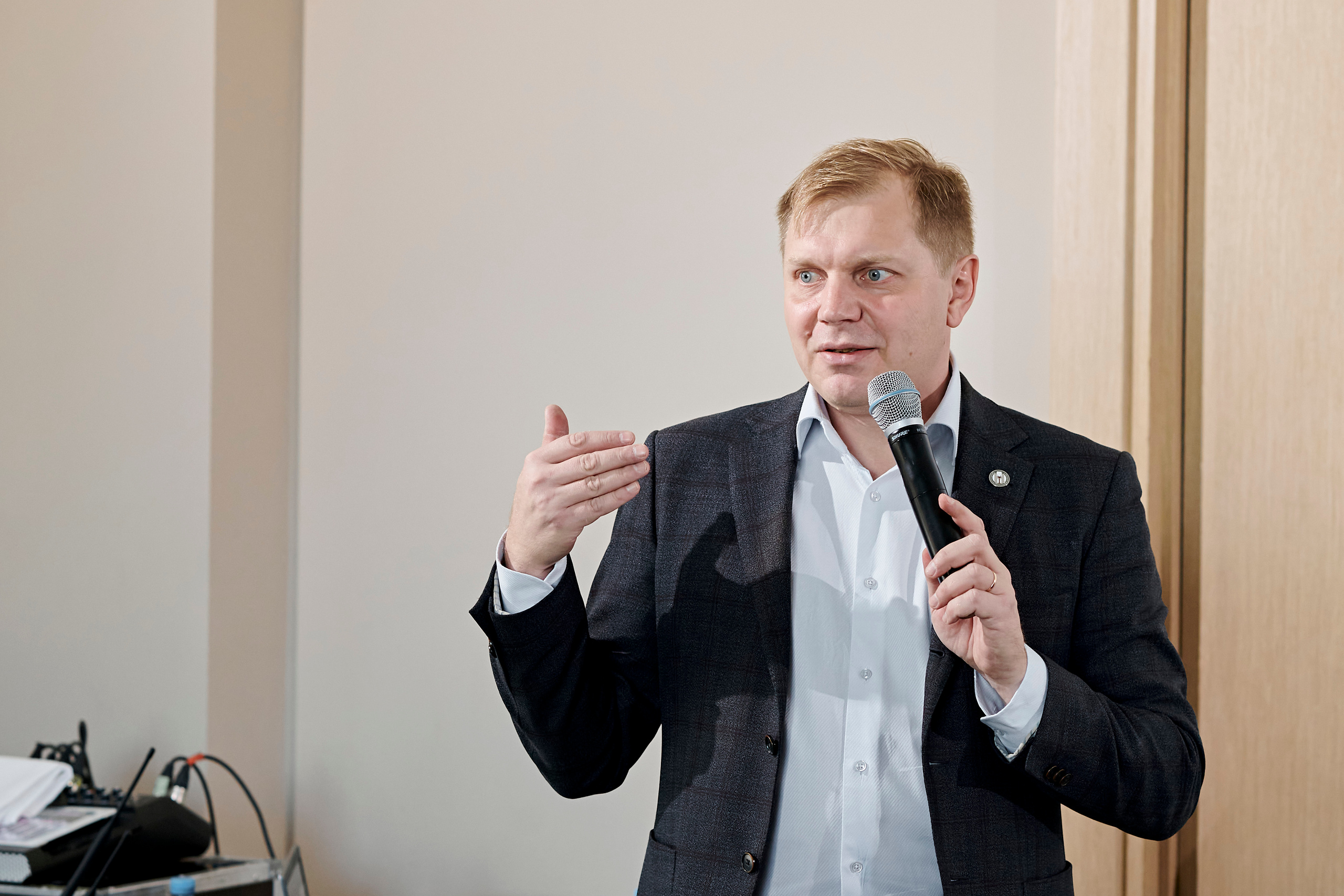 Винная дегустация для сомелье. Фотограф Постольник Дарья