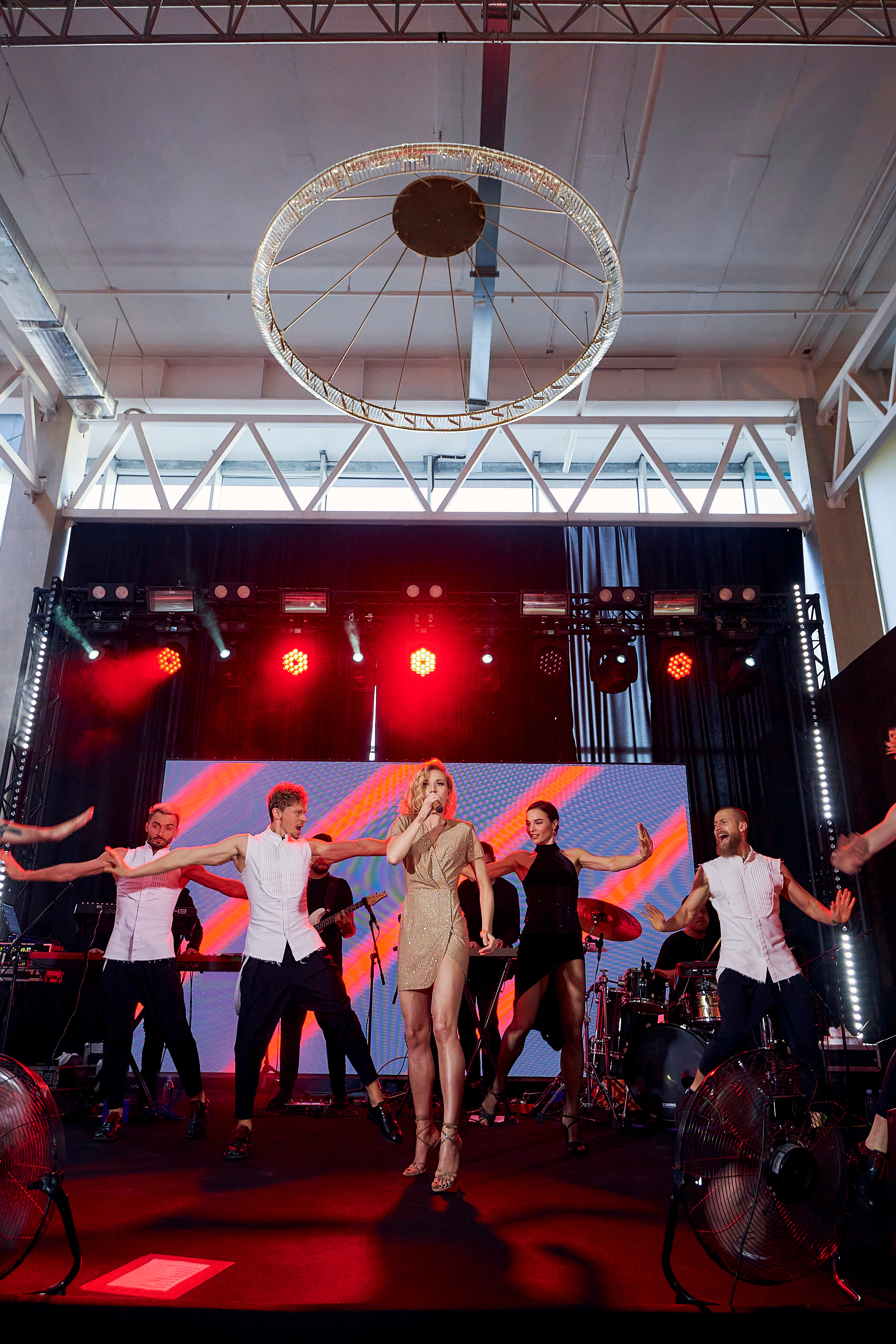 Презентация Mercedes C-класс. Фотограф Постольник Дарья