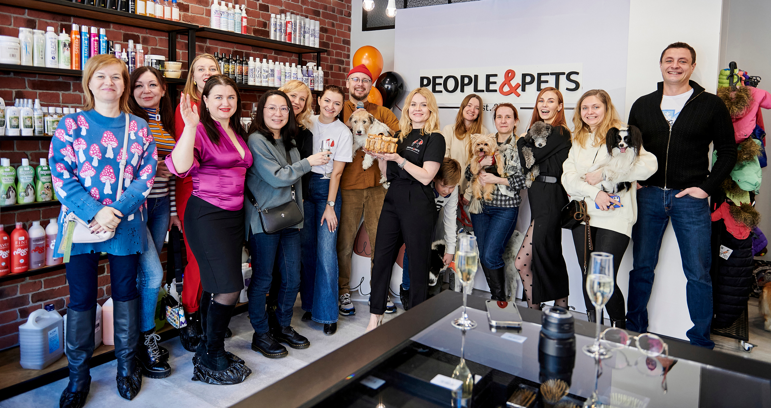 Открытие салона-магазина для животных People & Pets. Фотограф Постольник Дарья