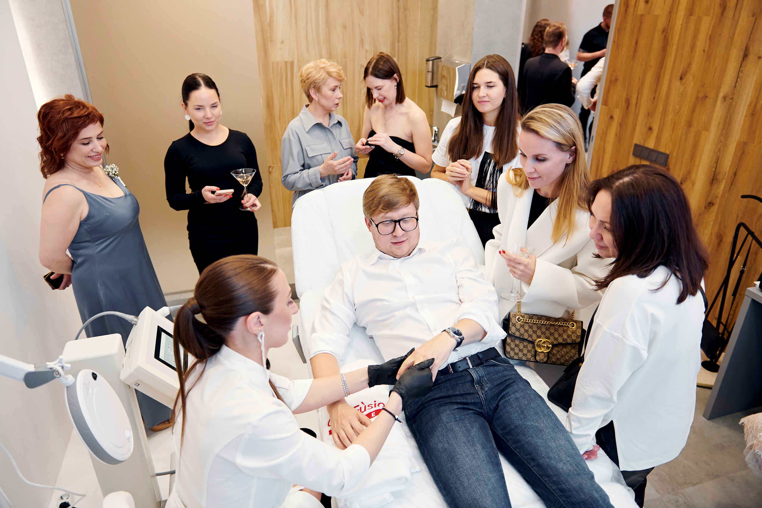 Открытие косметологической клиники VTELO. Фотограф Постольник Дарья
