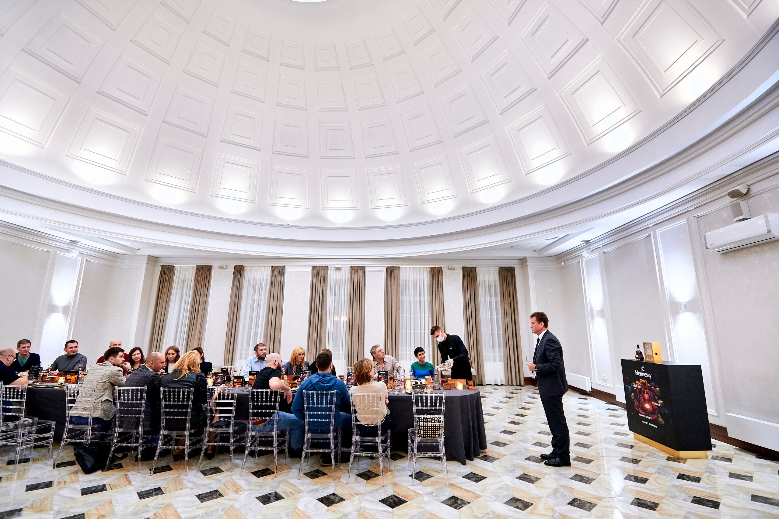 Дегустация Hennessey. Фотограф Постольник Дарья
