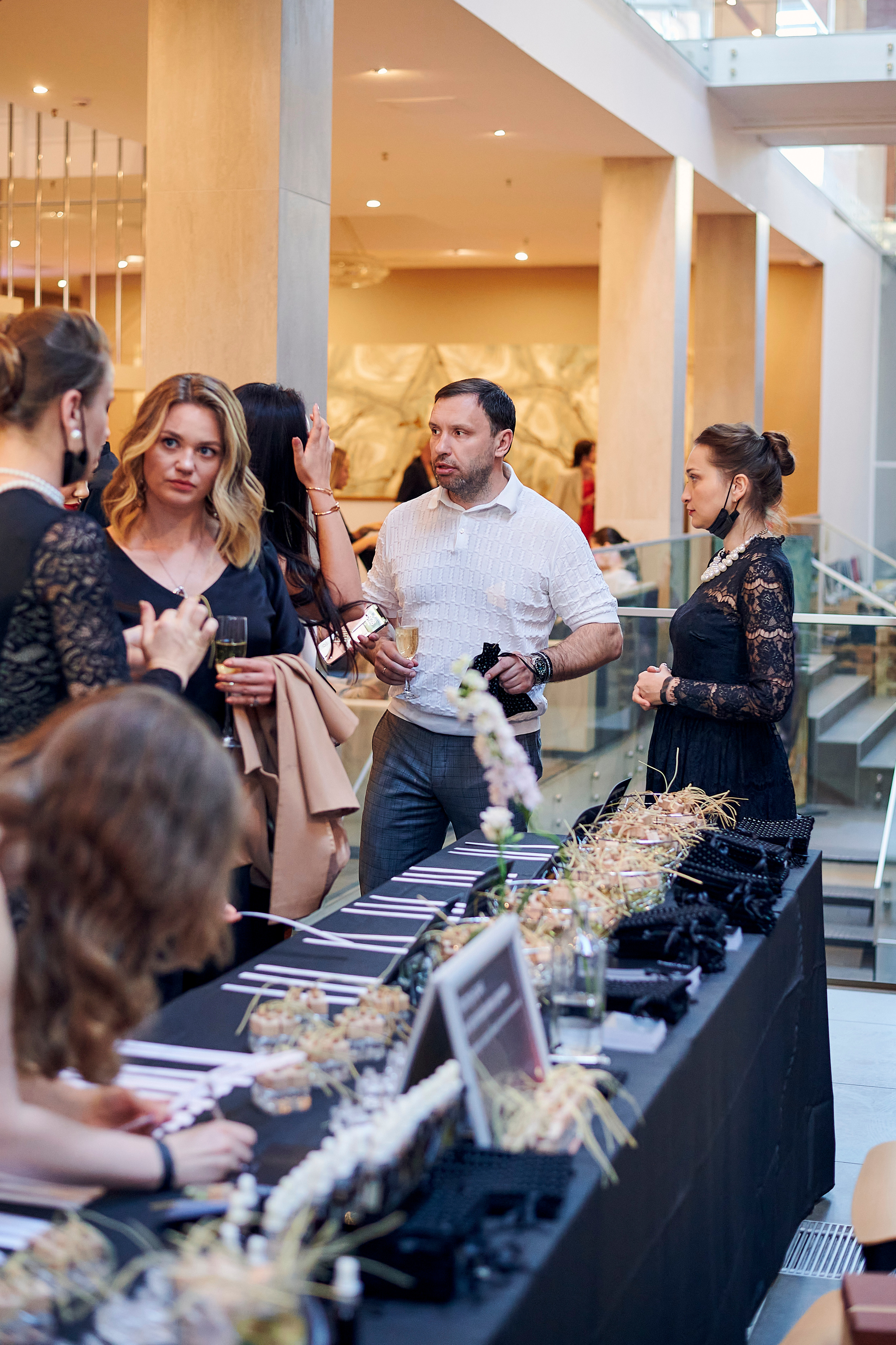 Презентация Mercedes C-класс. Фотограф Постольник Дарья