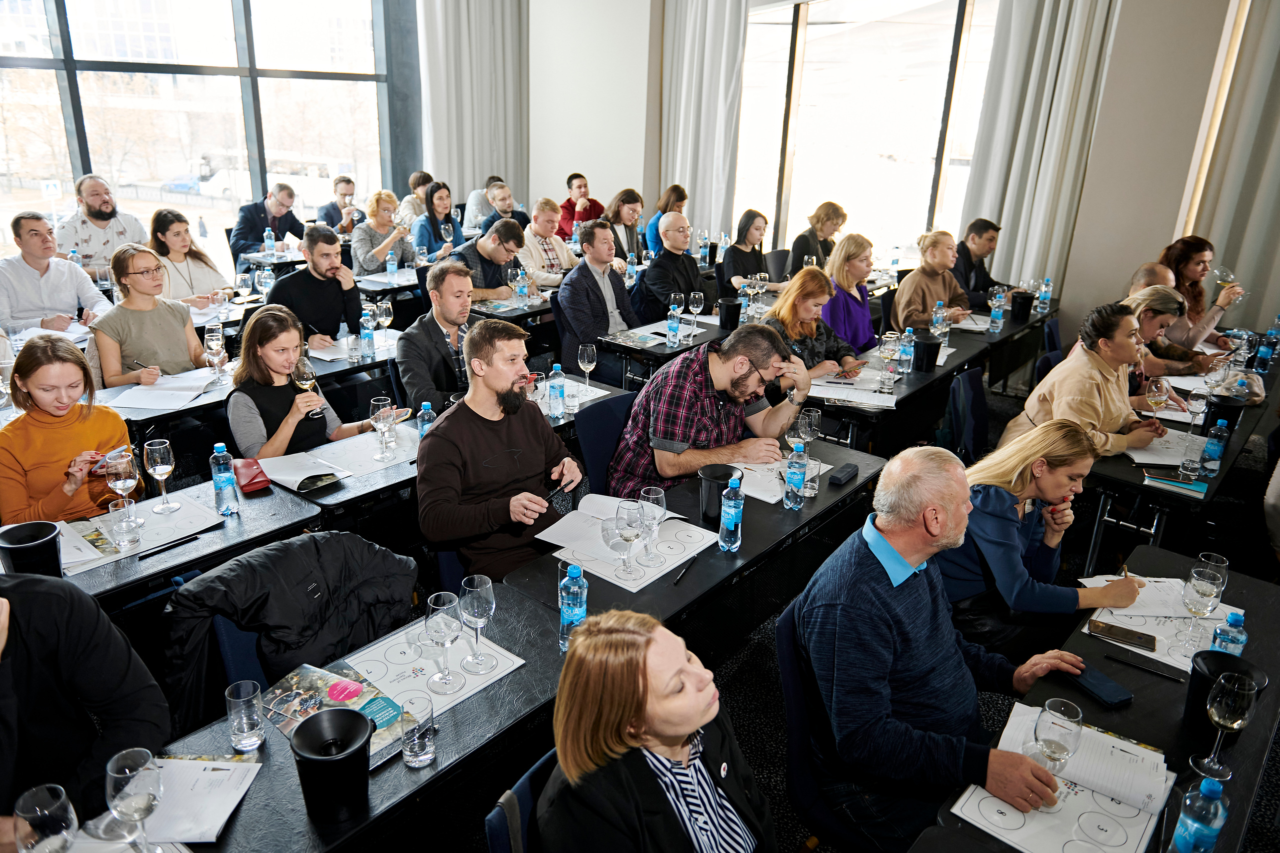 Винная дегустация для сомелье. Фотограф Постольник Дарья
