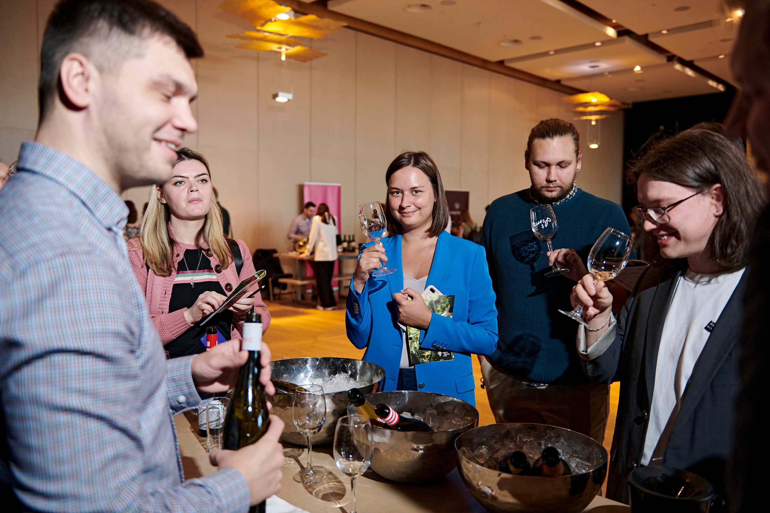 Винная дегустация для сомелье. Фотограф Постольник Дарья