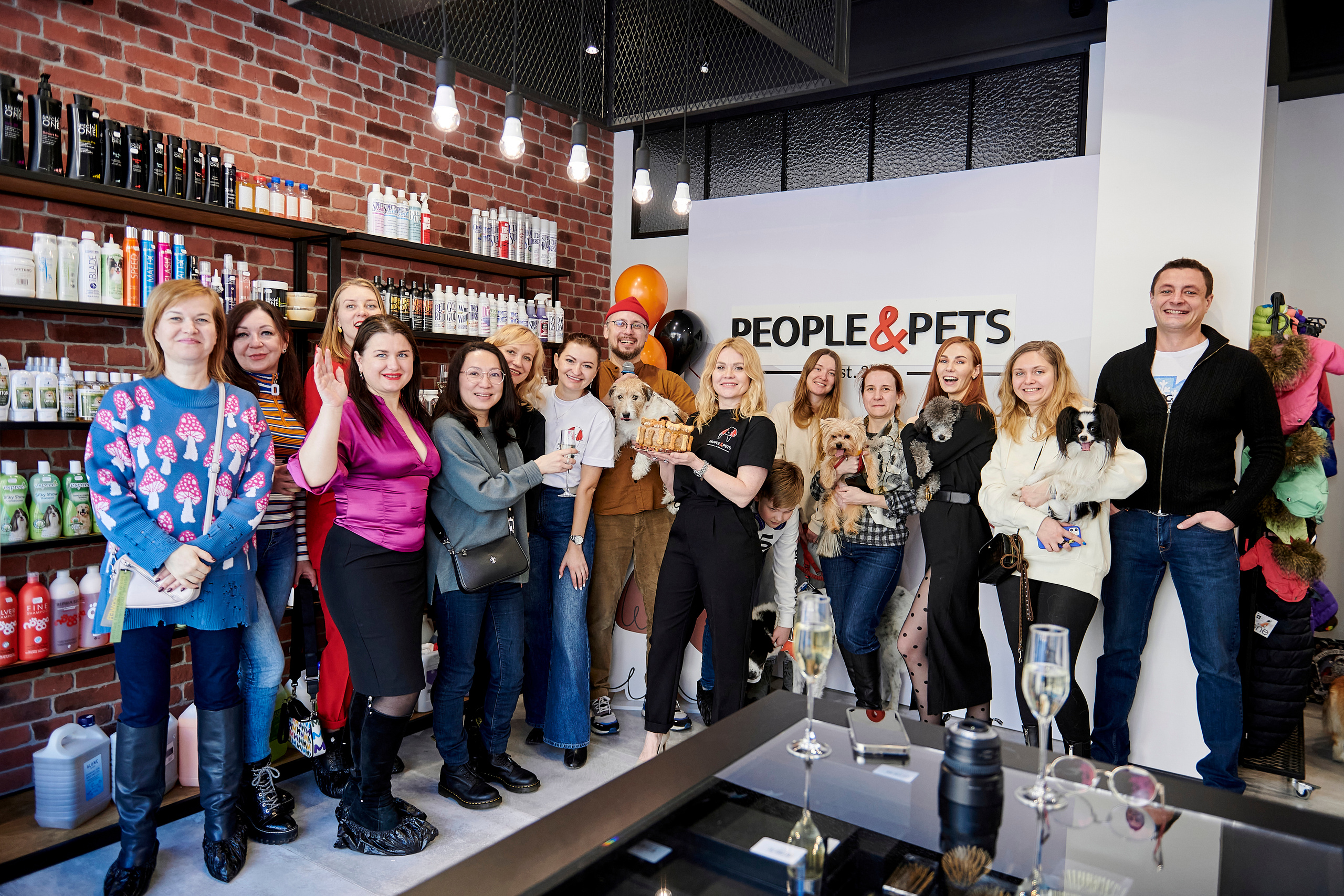 Открытие салона-магазина для животных People & Pets. Фотограф Постольник Дарья