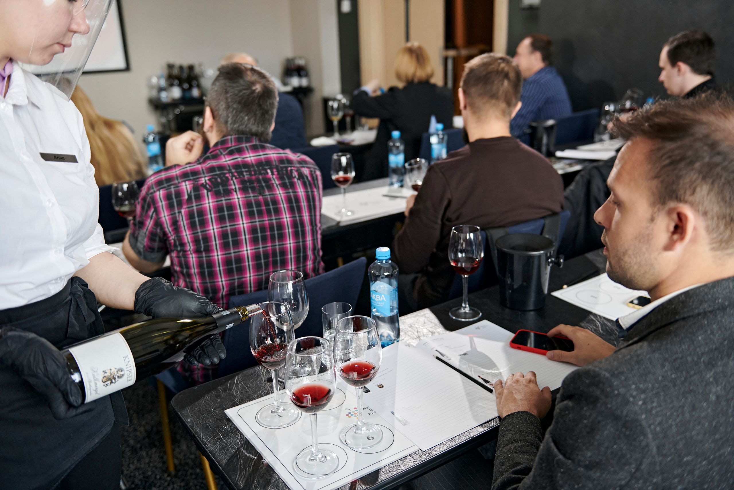 Винная дегустация для сомелье. Фотограф Постольник Дарья