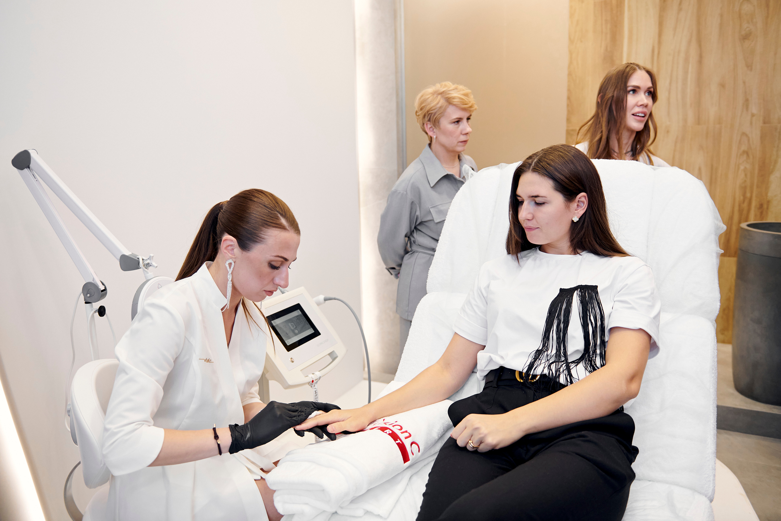 Открытие косметологической клиники VTELO. Фотограф Постольник Дарья