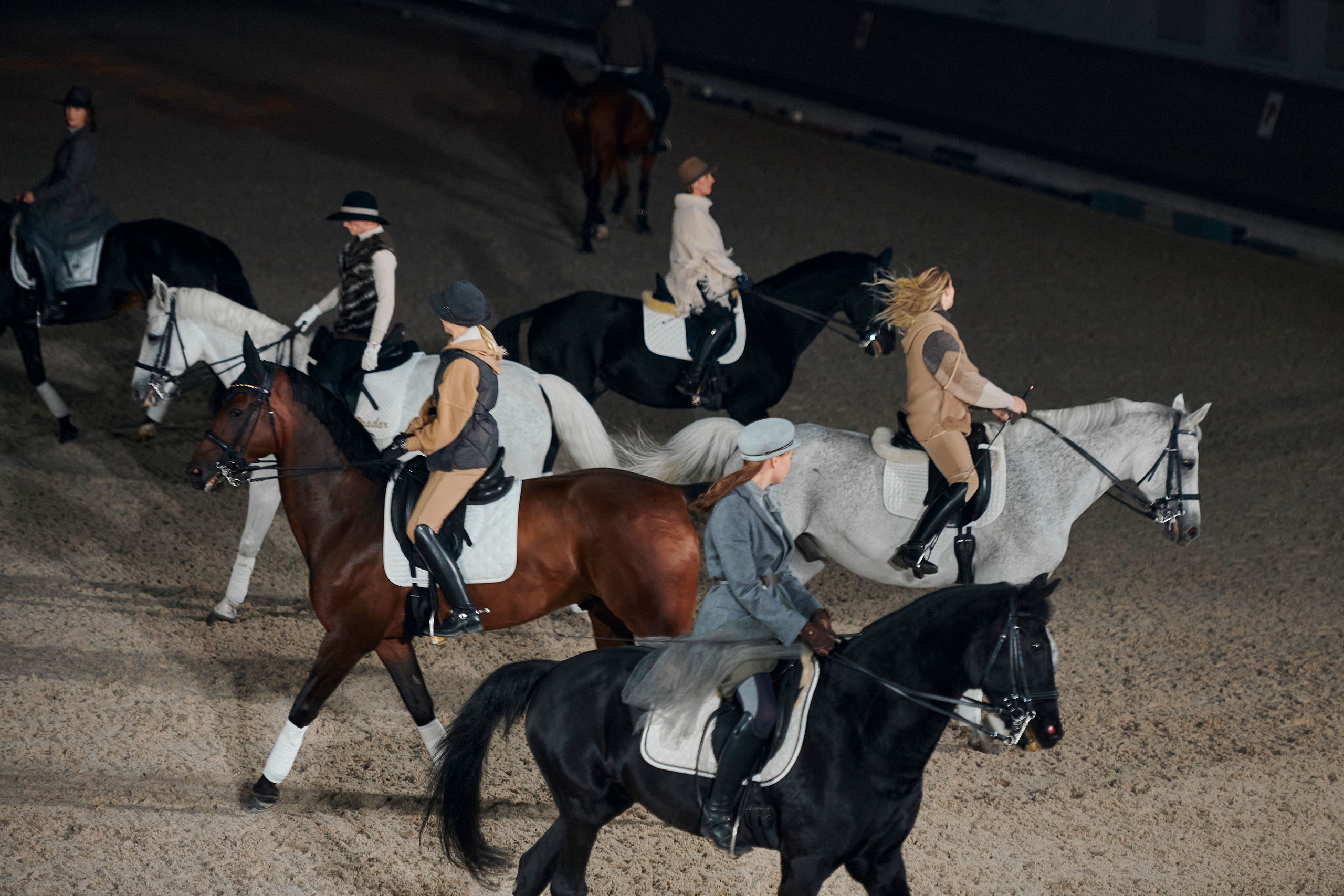 Модный показ «Кашемир и Шелк». Фотограф Постольник Дарья