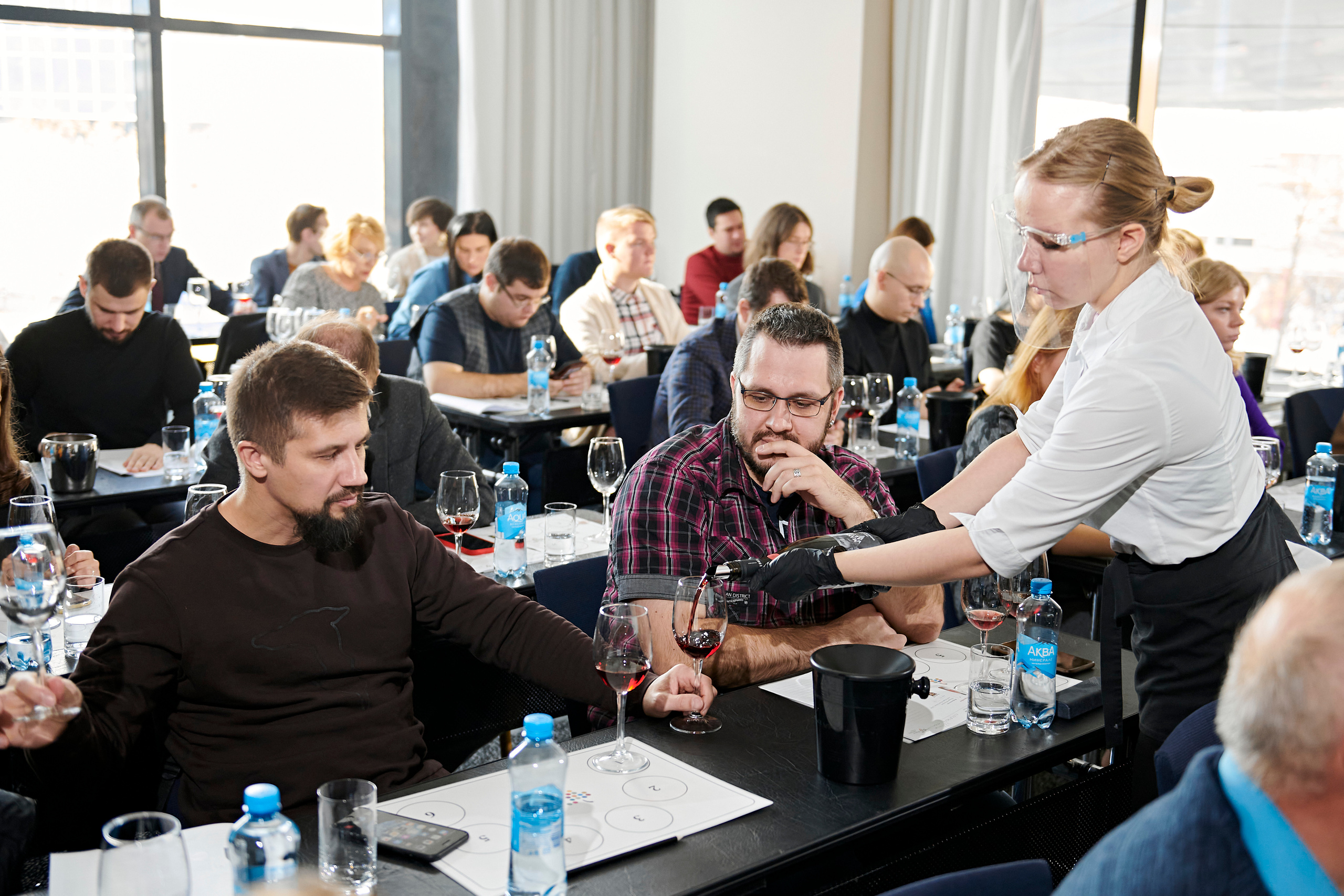 Винная дегустация для сомелье. Фотограф Постольник Дарья