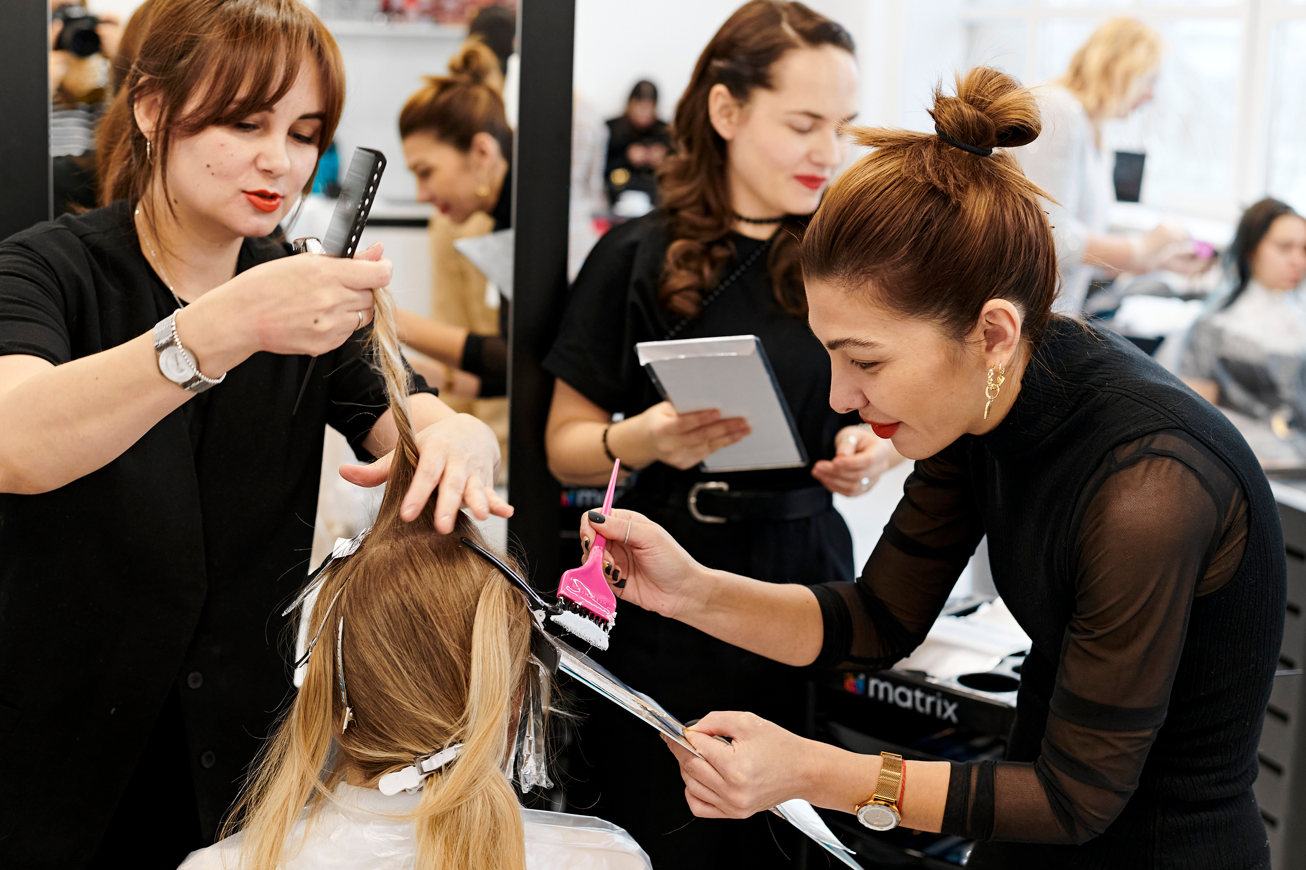 Мастер-класс по окрашиваниям и укладкам от Matrix. Фотограф Постольник Дарья