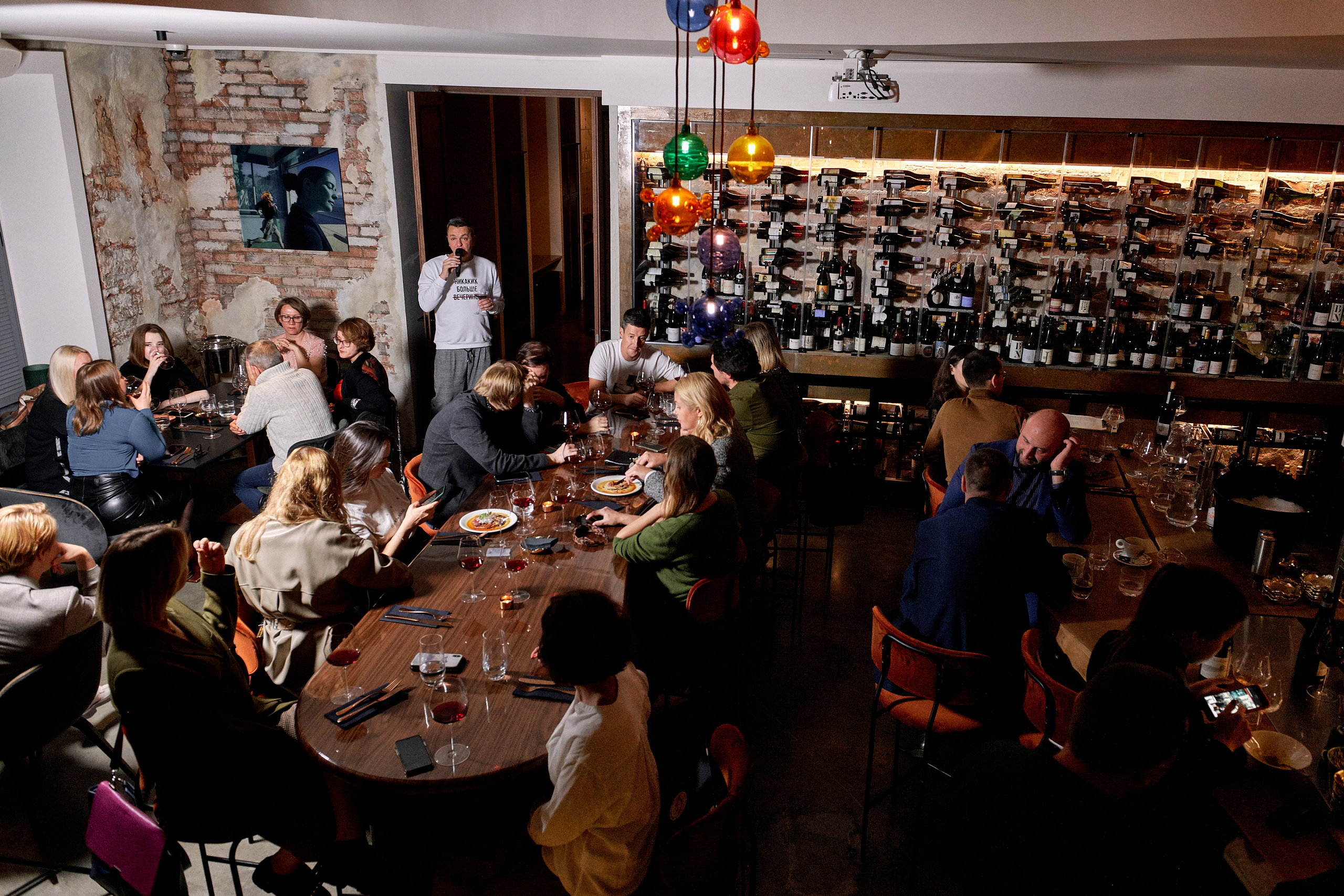 Sekta organic wine bar. Ужин с Аланом Бигати. Фотограф Постольник Дарья