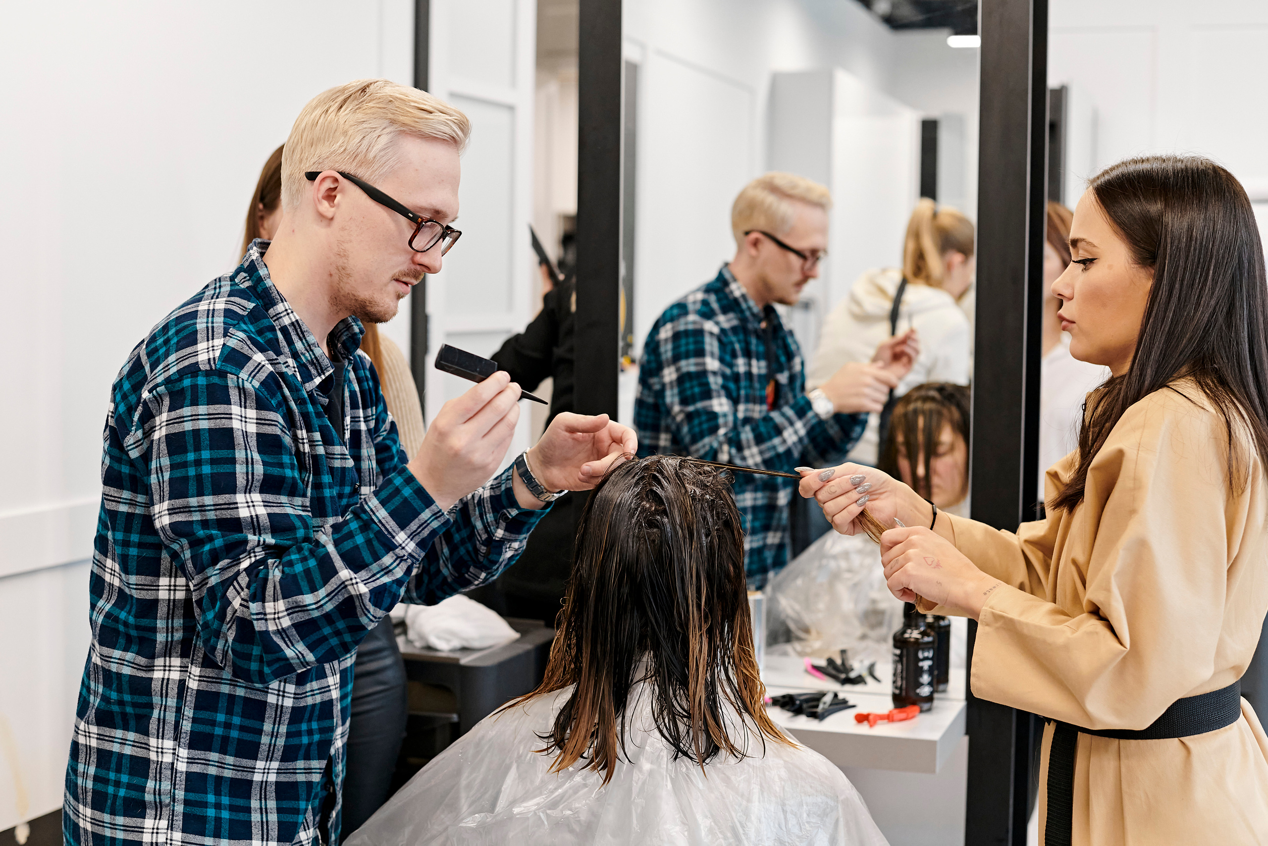 Мастер-класс по окрашиваниям и укладкам от Matrix. Фотограф Постольник Дарья