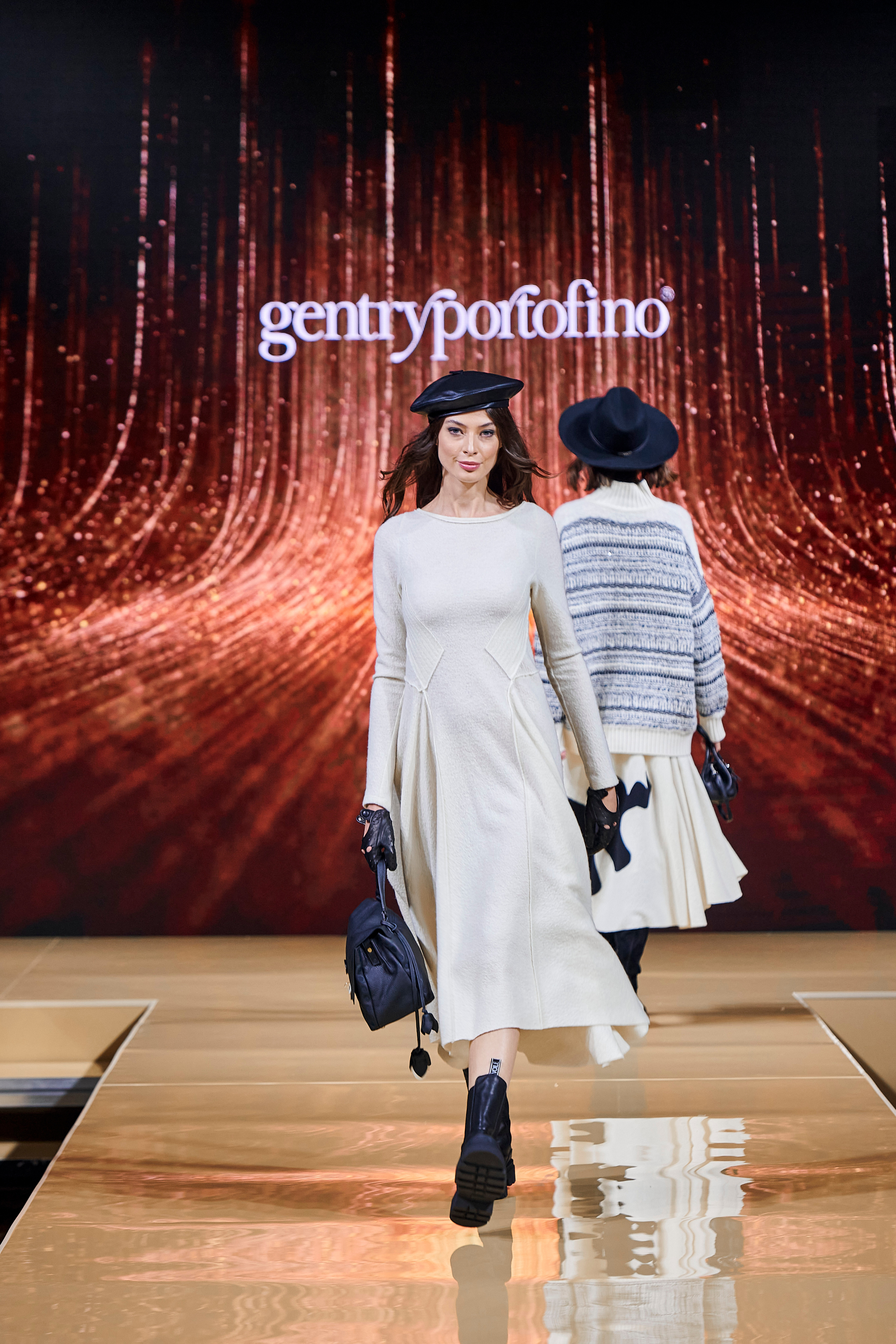 Модный показ «Кашемир и Шелк». Фотограф Постольник Дарья