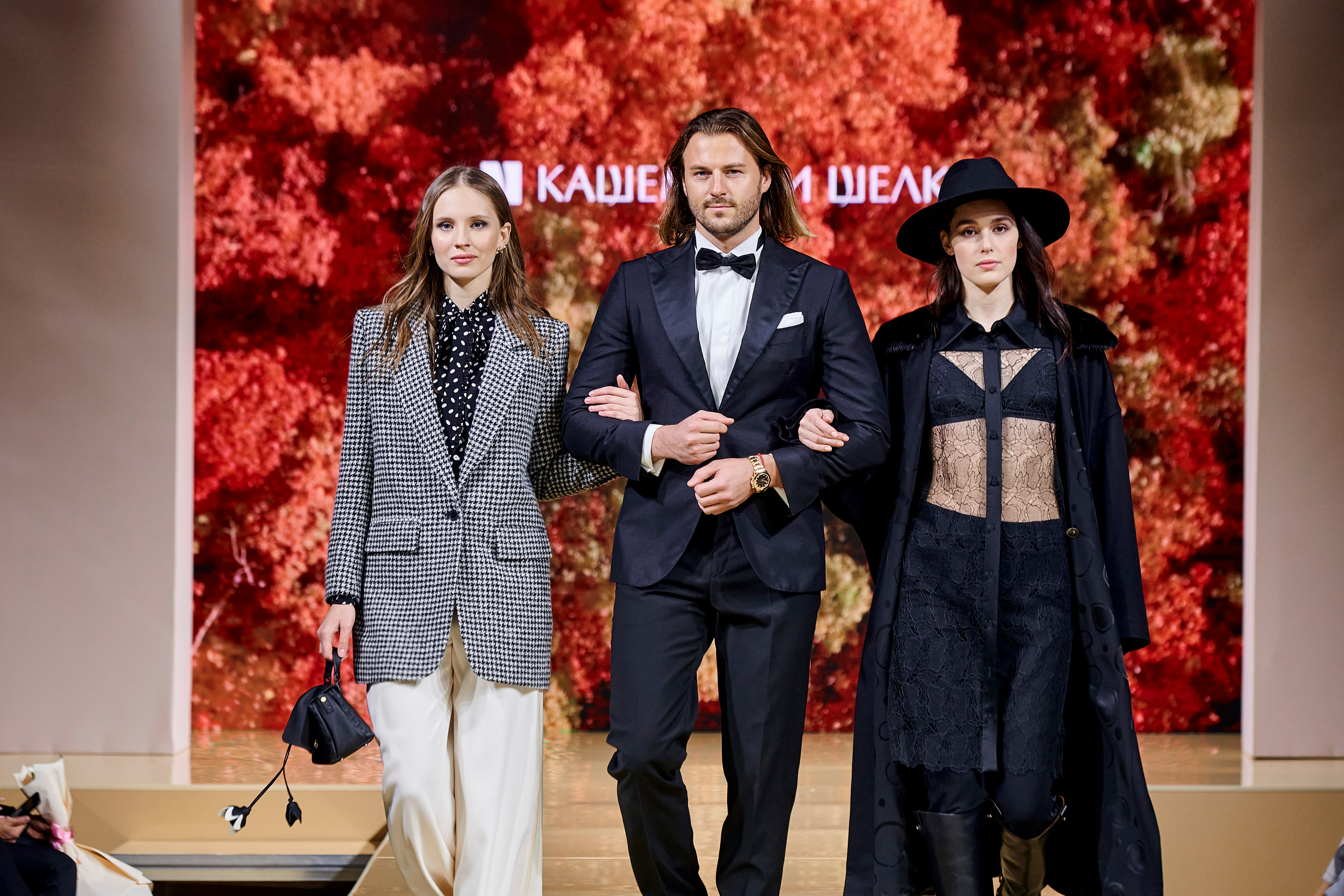 Модный показ «Кашемир и Шелк». Фотограф Постольник Дарья