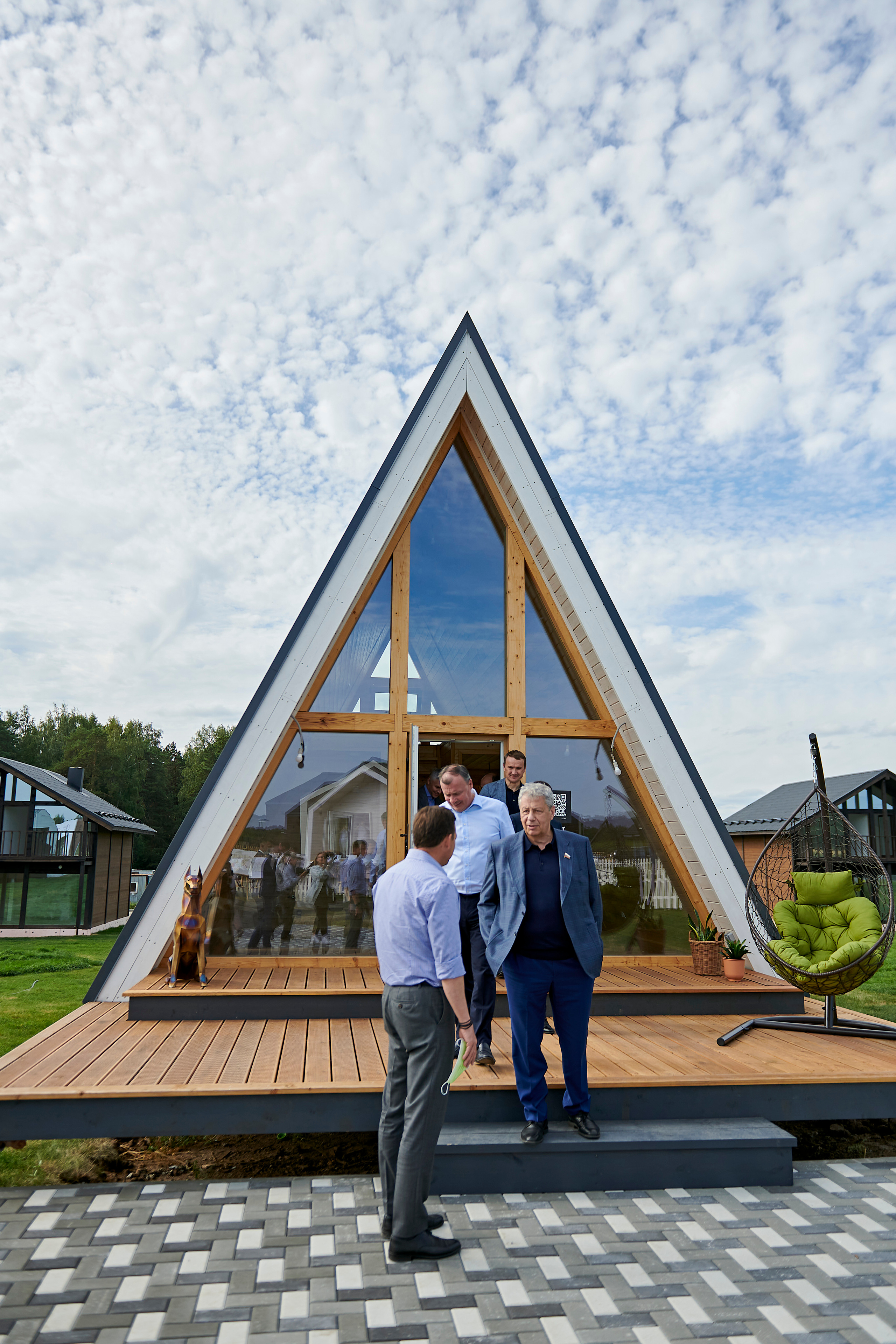 Выставка технологий малоэтажного жилищного строительства Ural Village. Фотограф Постольник Дарья