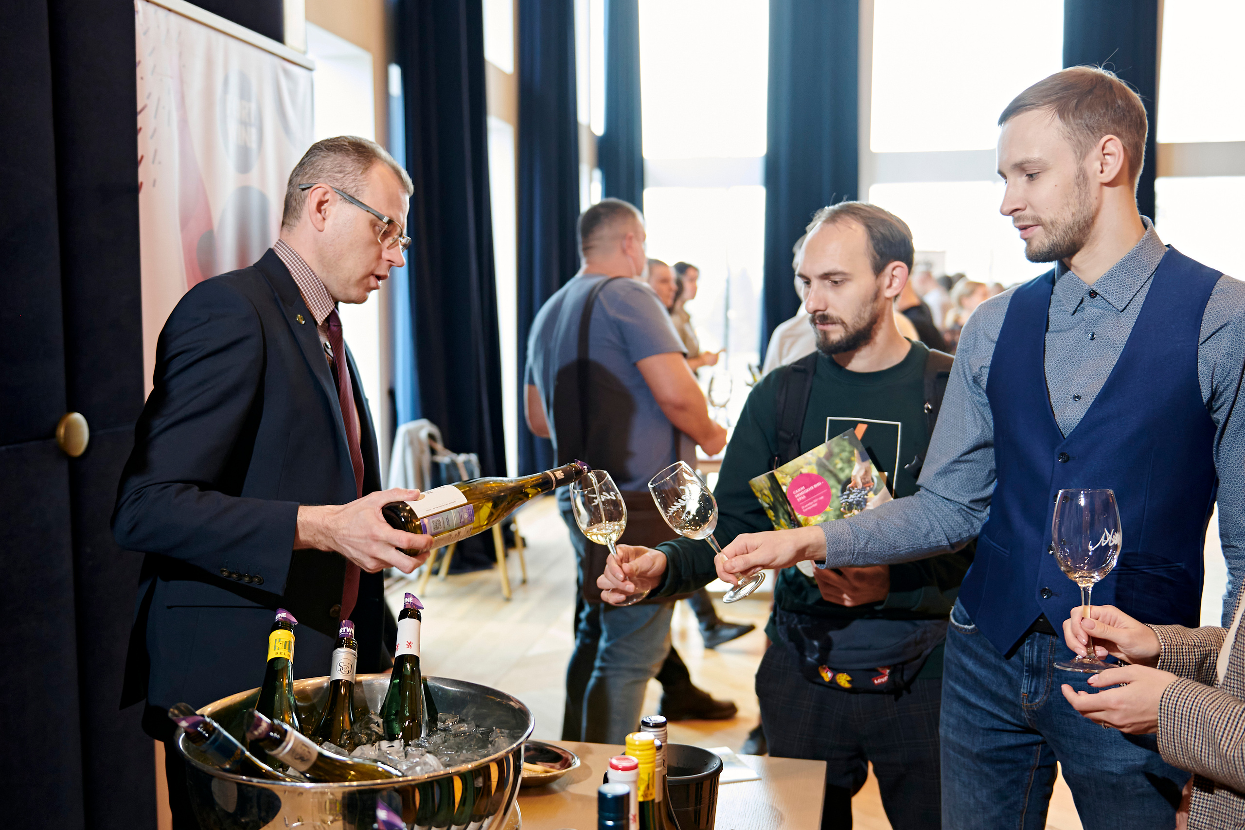 Винная дегустация для сомелье. Фотограф Постольник Дарья