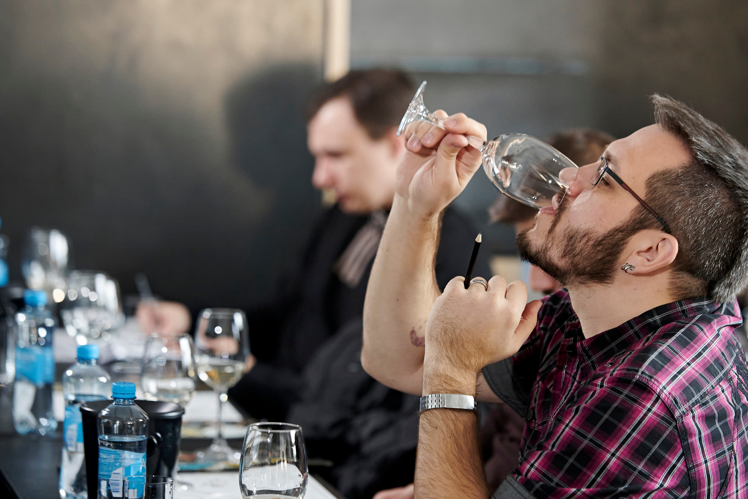 Винная дегустация для сомелье. Фотограф Постольник Дарья