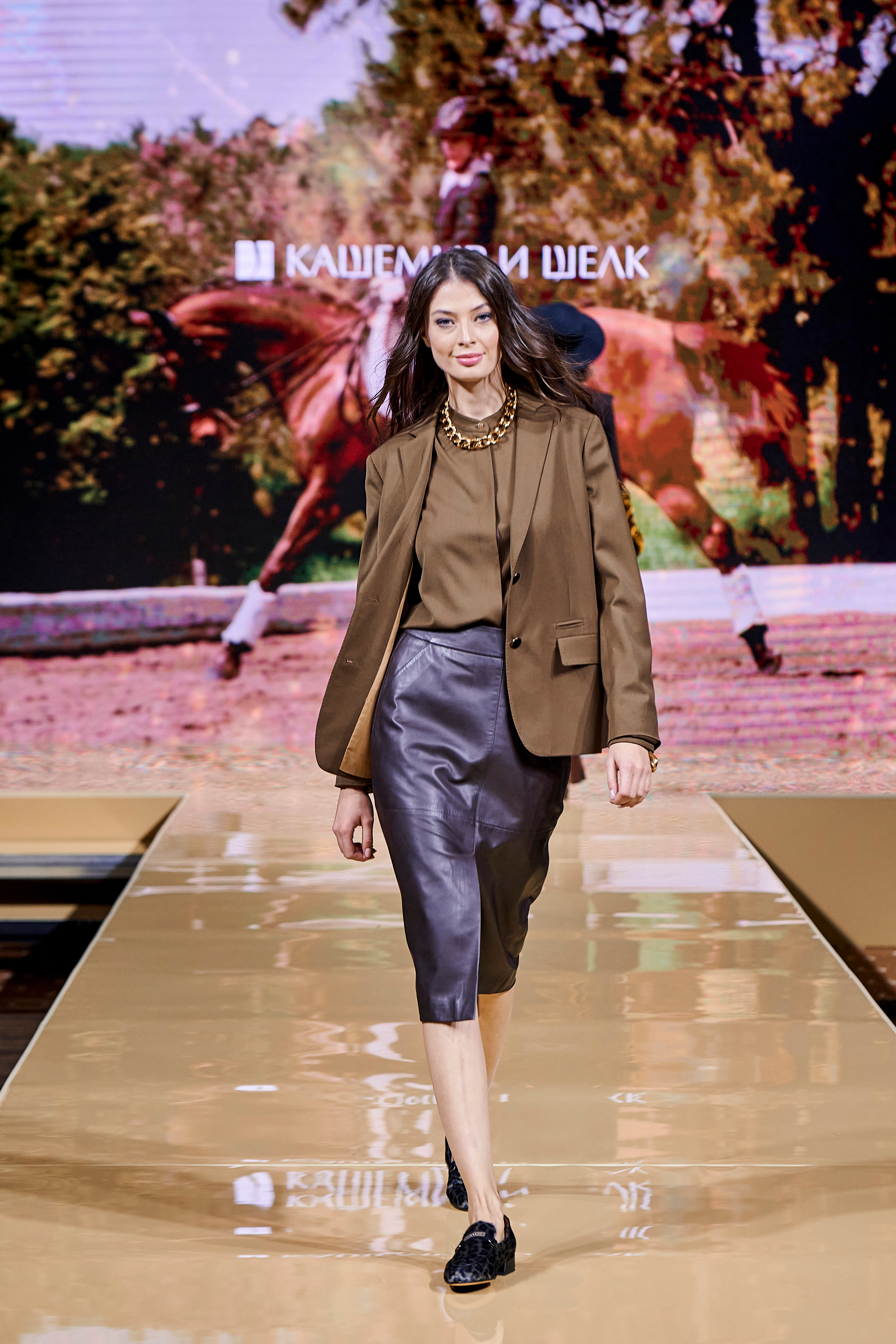 Модный показ «Кашемир и Шелк». Фотограф Постольник Дарья