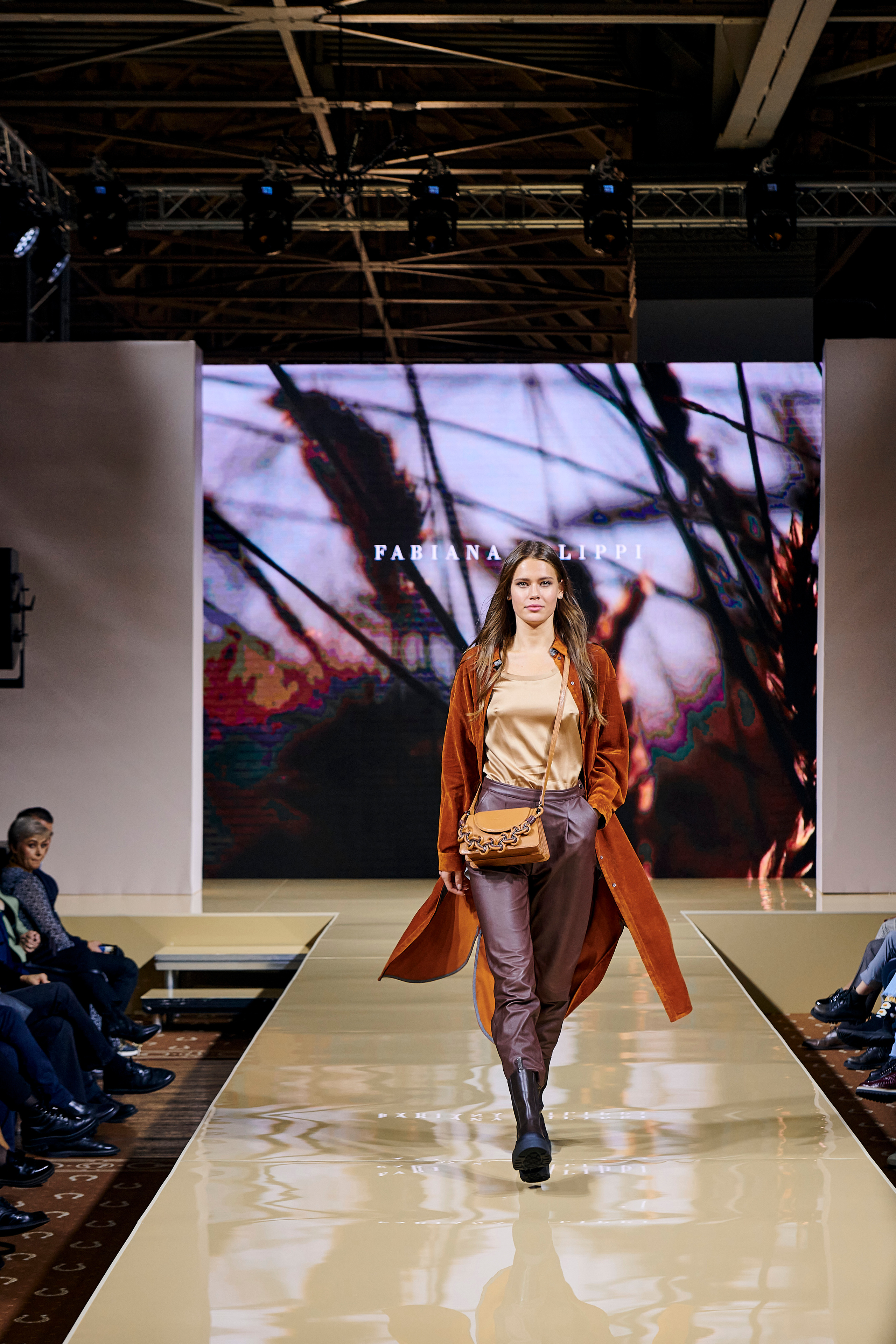 Модный показ «Кашемир и Шелк». Фотограф Постольник Дарья