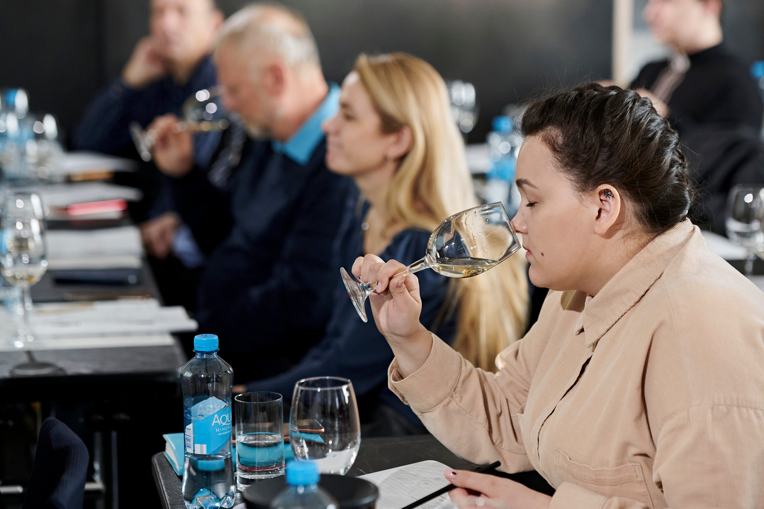 Винная дегустация для сомелье. Фотограф Постольник Дарья
