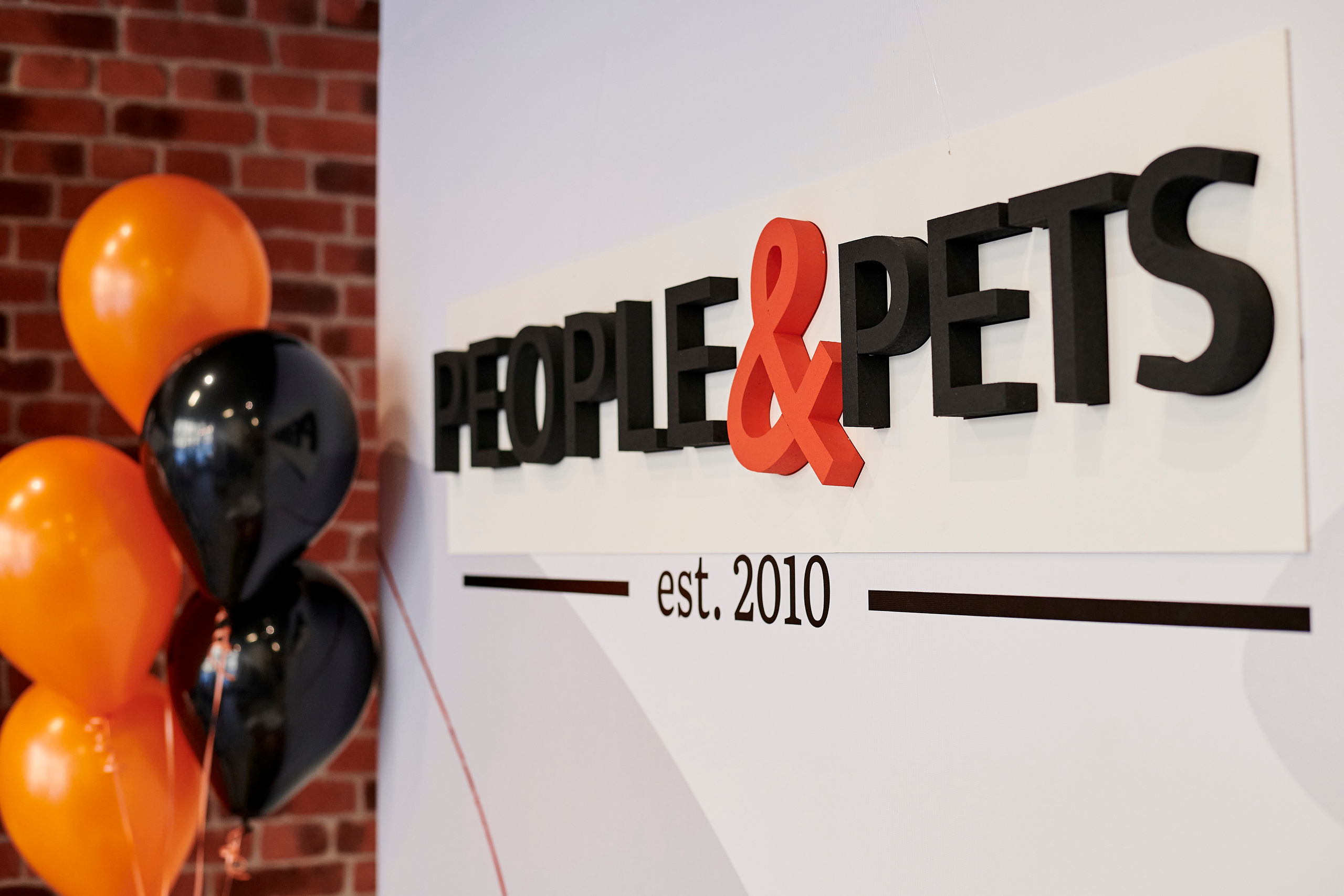 Открытие салона-магазина для животных People & Pets. Фотограф Постольник Дарья