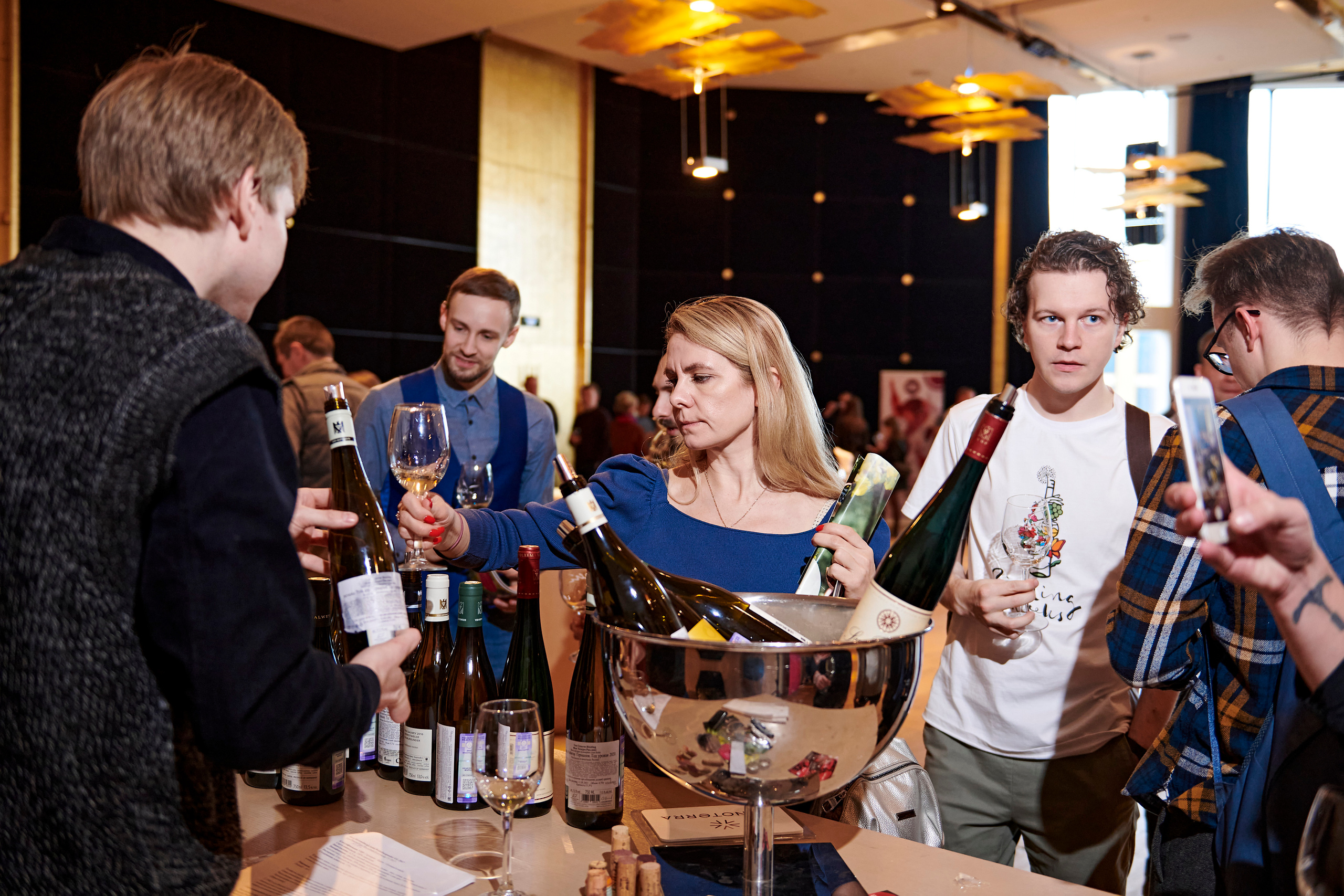 Винная дегустация для сомелье. Фотограф Постольник Дарья