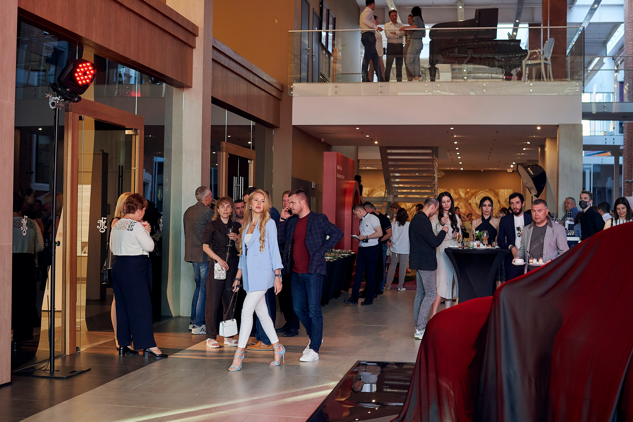 Презентация Mercedes C-класс. Фотограф Постольник Дарья