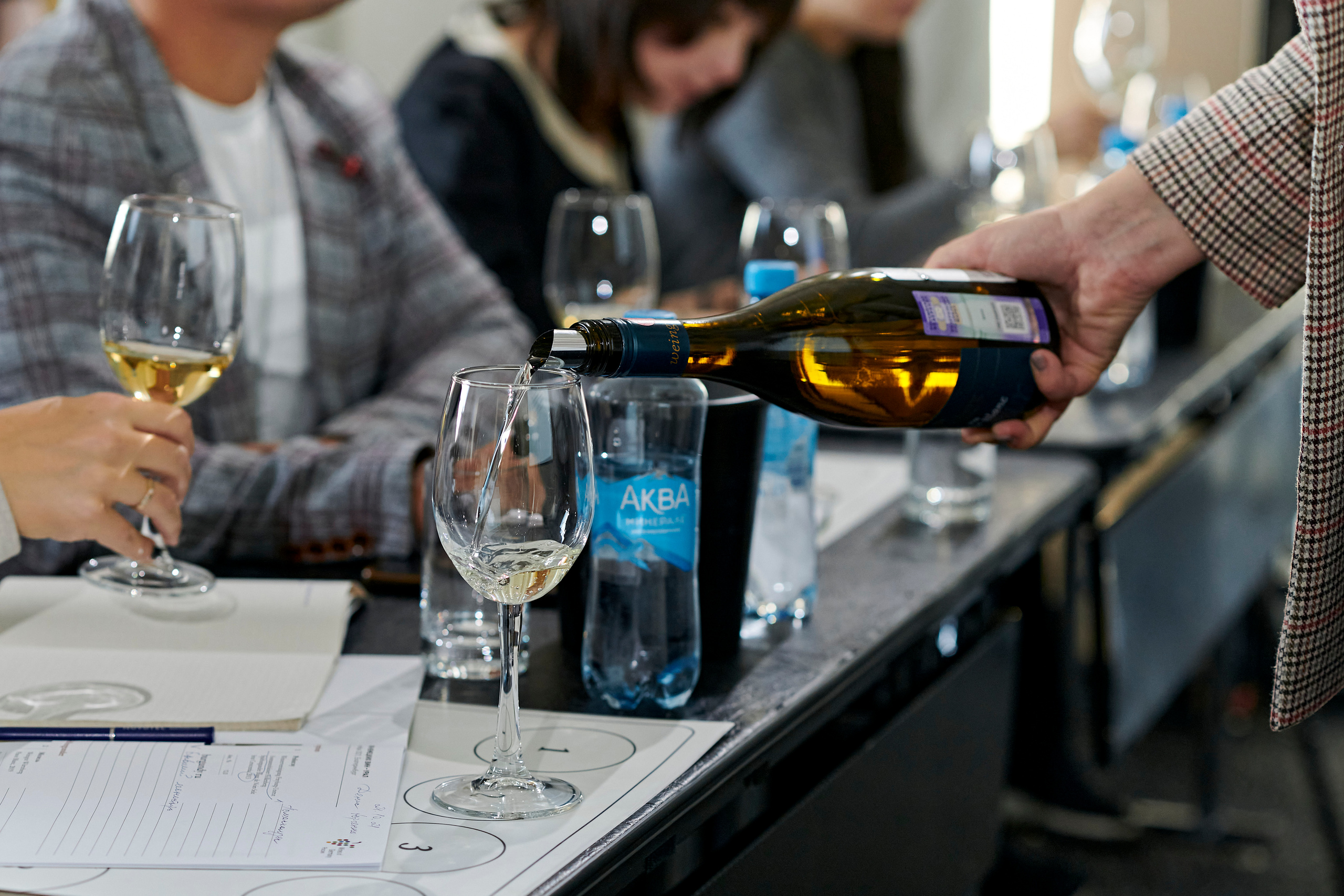 Винная дегустация для сомелье. Фотограф Постольник Дарья