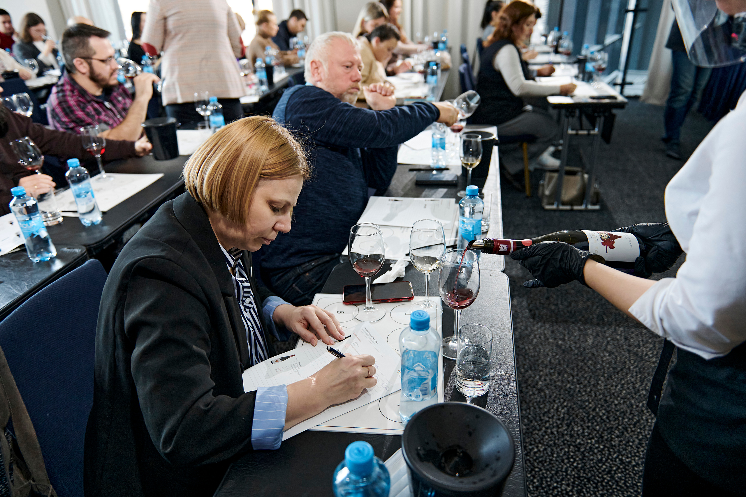 Винная дегустация для сомелье. Фотограф Постольник Дарья