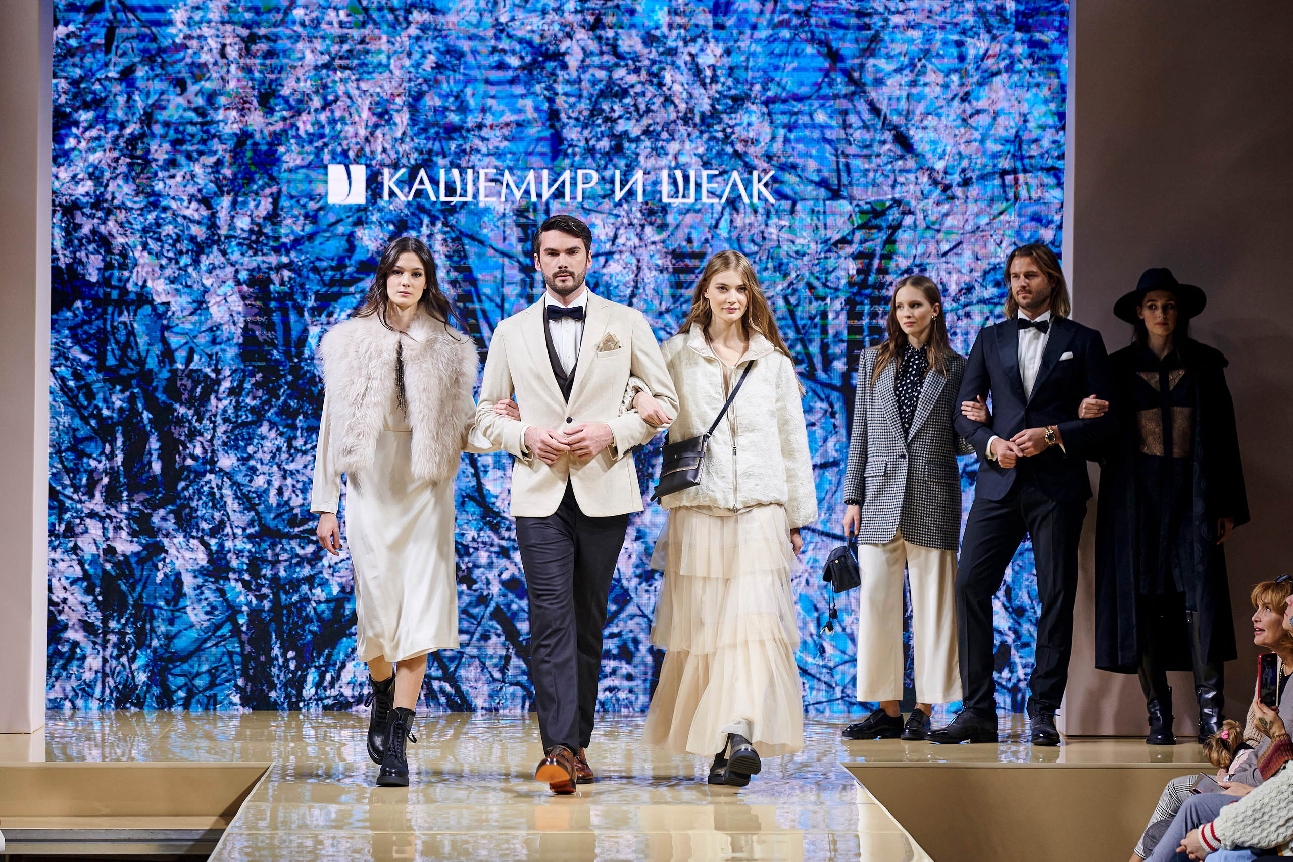 Модный показ «Кашемир и Шелк». Фотограф Постольник Дарья