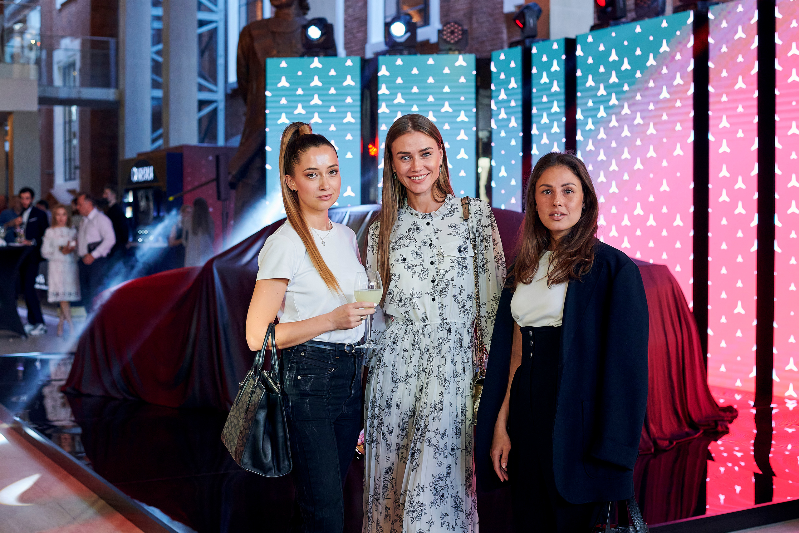 Презентация Mercedes C-класс. Фотограф Постольник Дарья