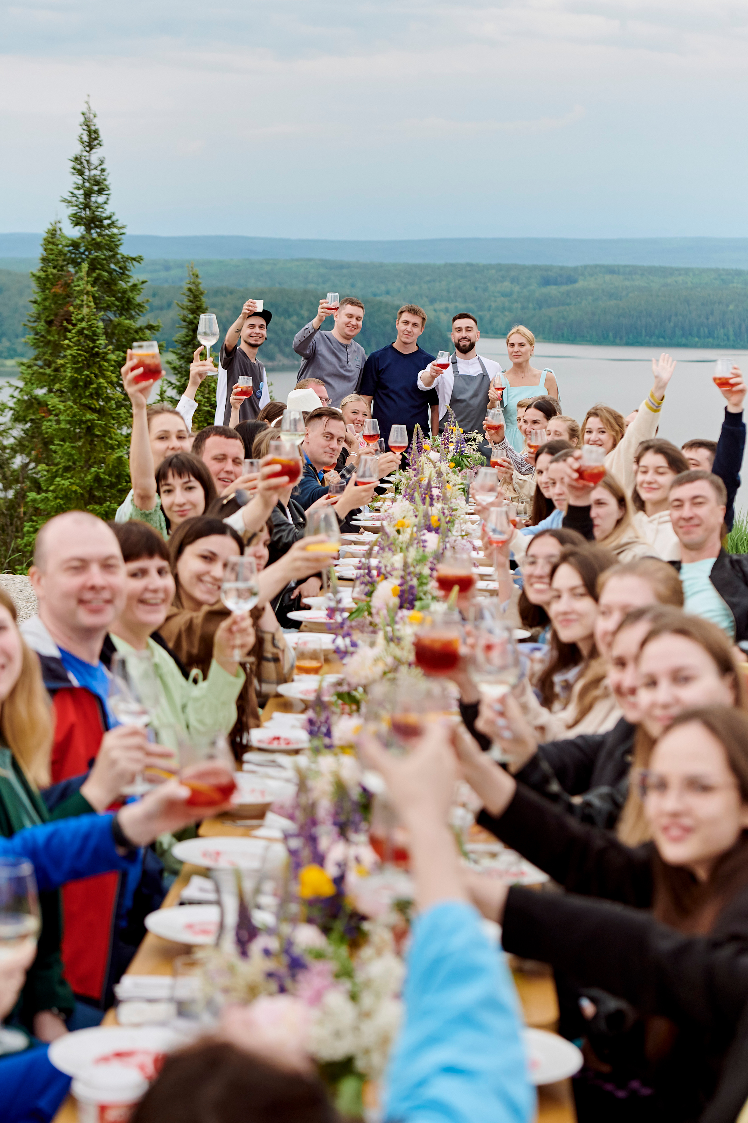 Летний ужин на природе с тремя шефами. Фотограф Постольник Дарья