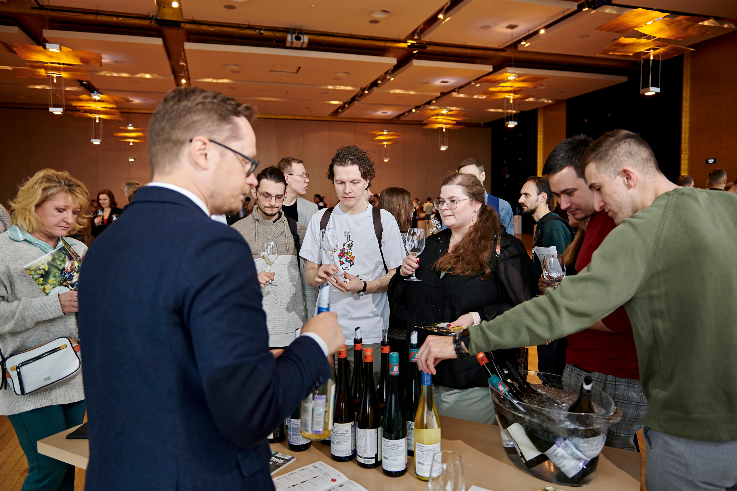 Винная дегустация для сомелье. Фотограф Постольник Дарья