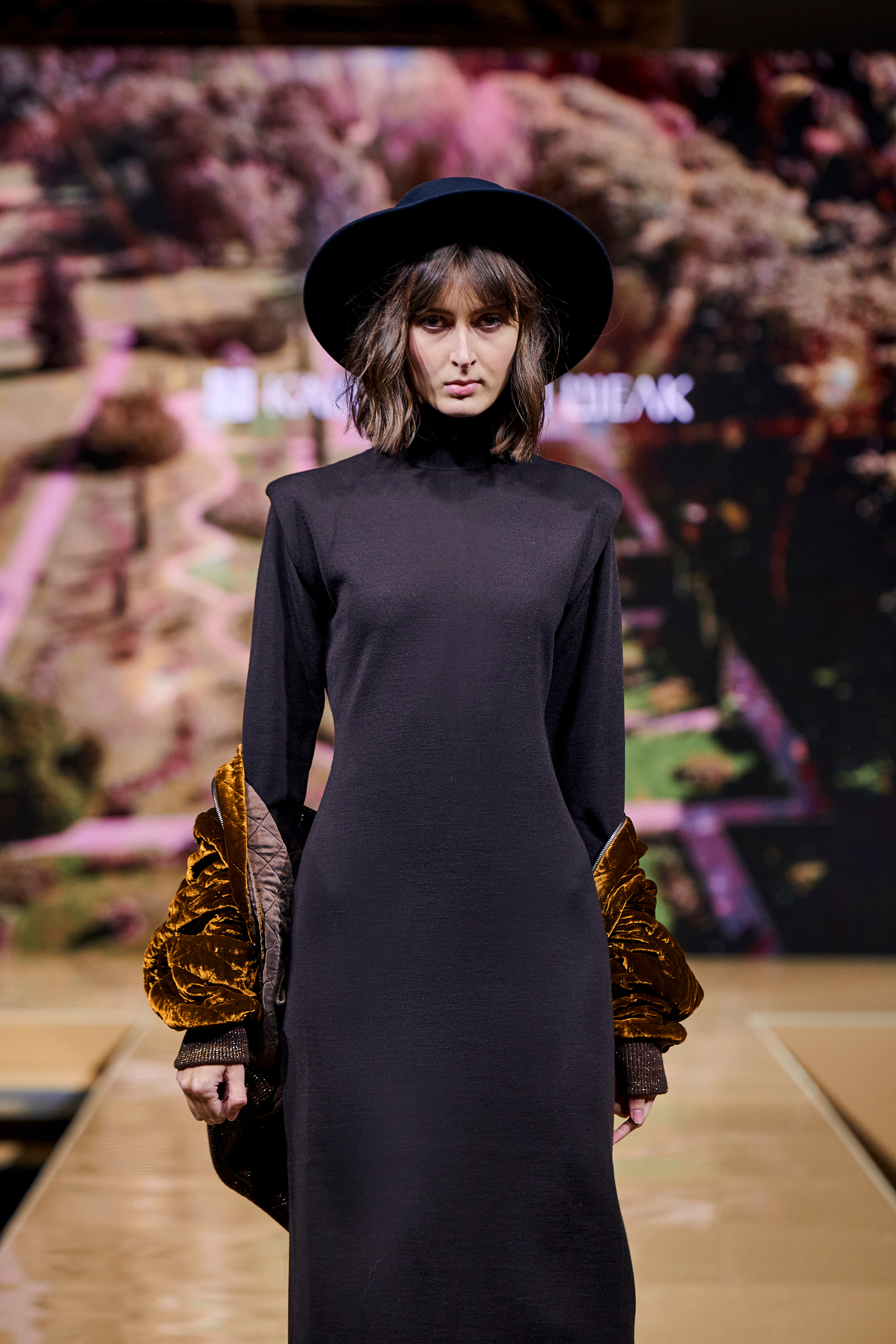 Модный показ «Кашемир и Шелк». Фотограф Постольник Дарья