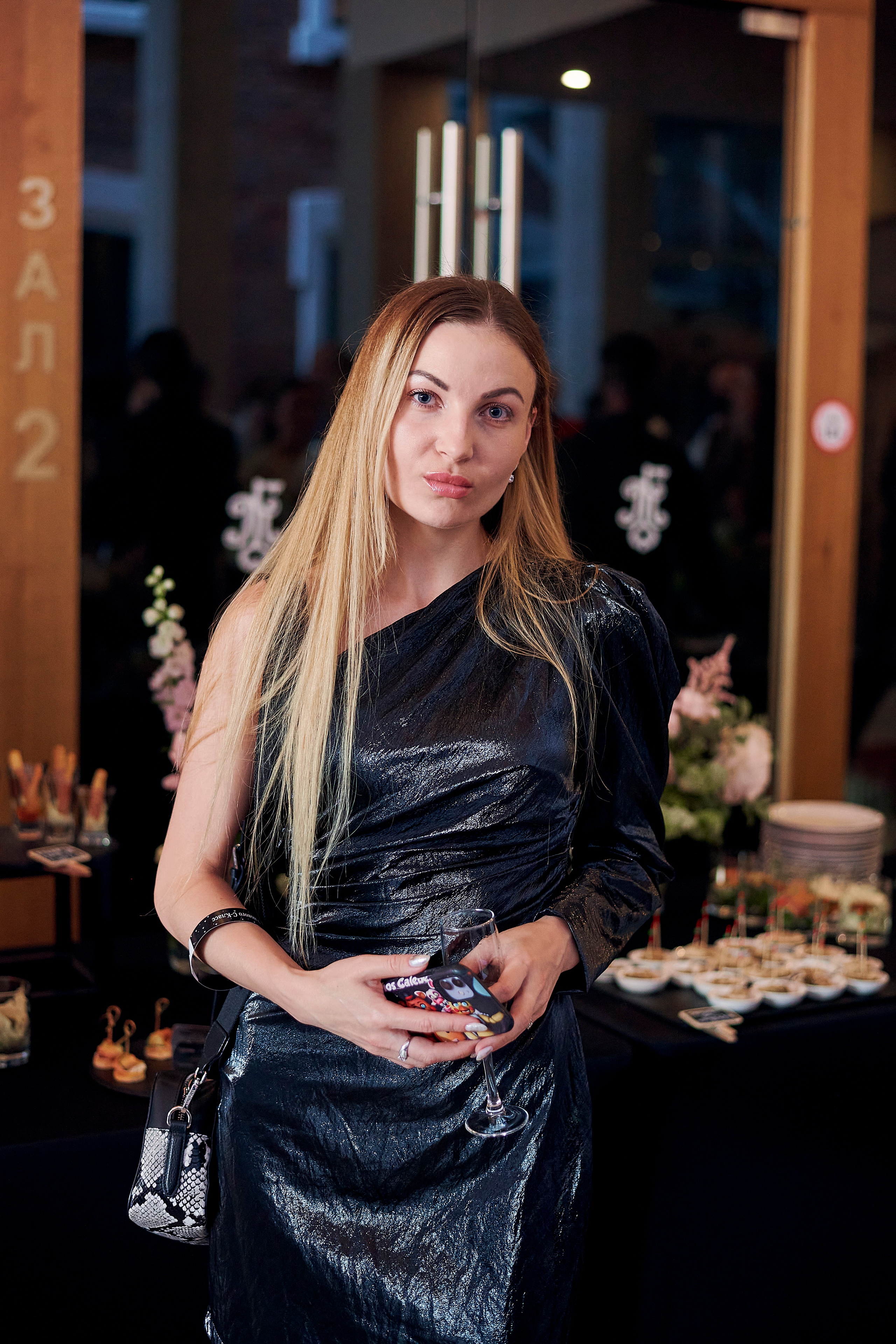 Презентация Mercedes C-класс. Фотограф Постольник Дарья