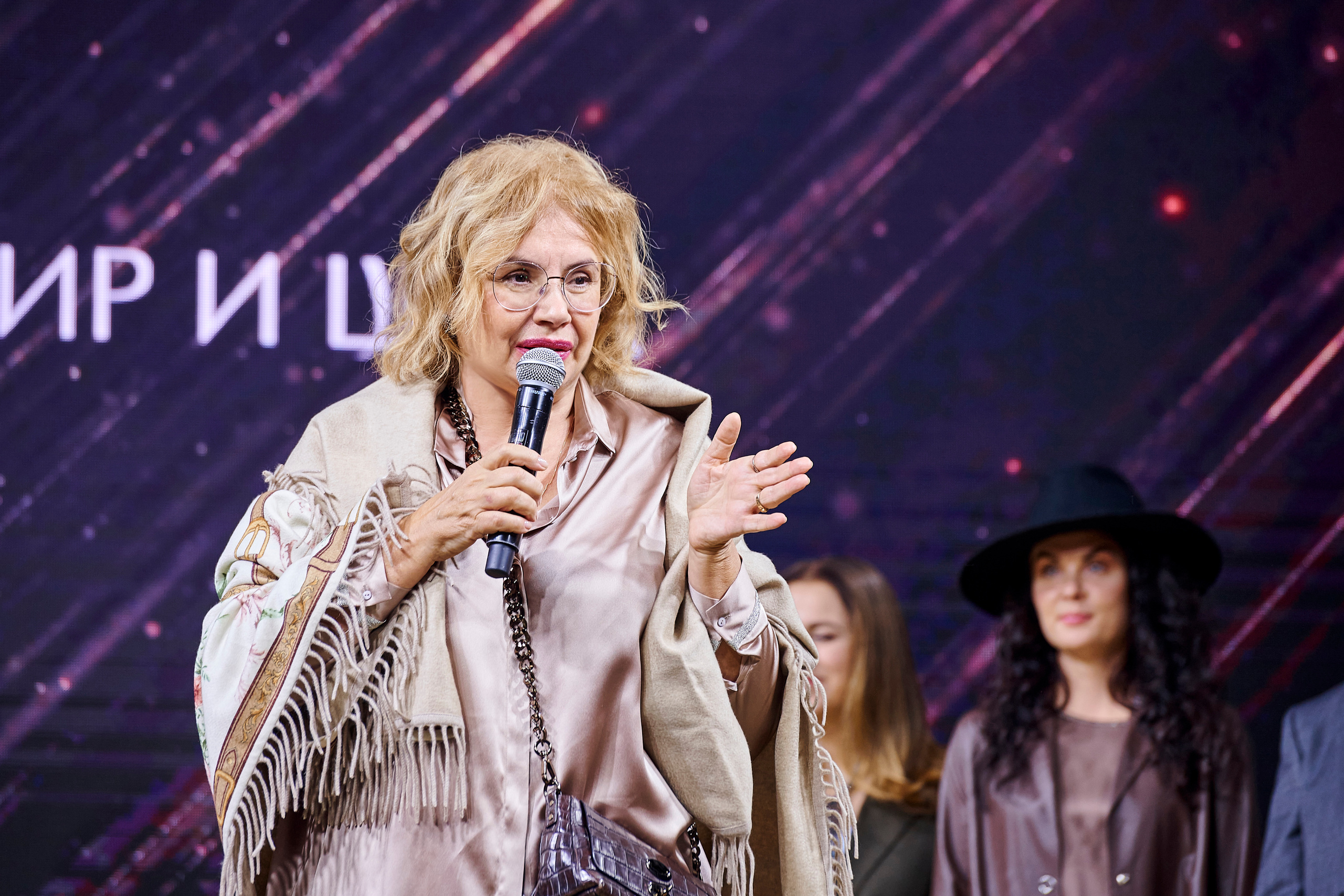 Модный показ «Кашемир и Шелк». Фотограф Постольник Дарья