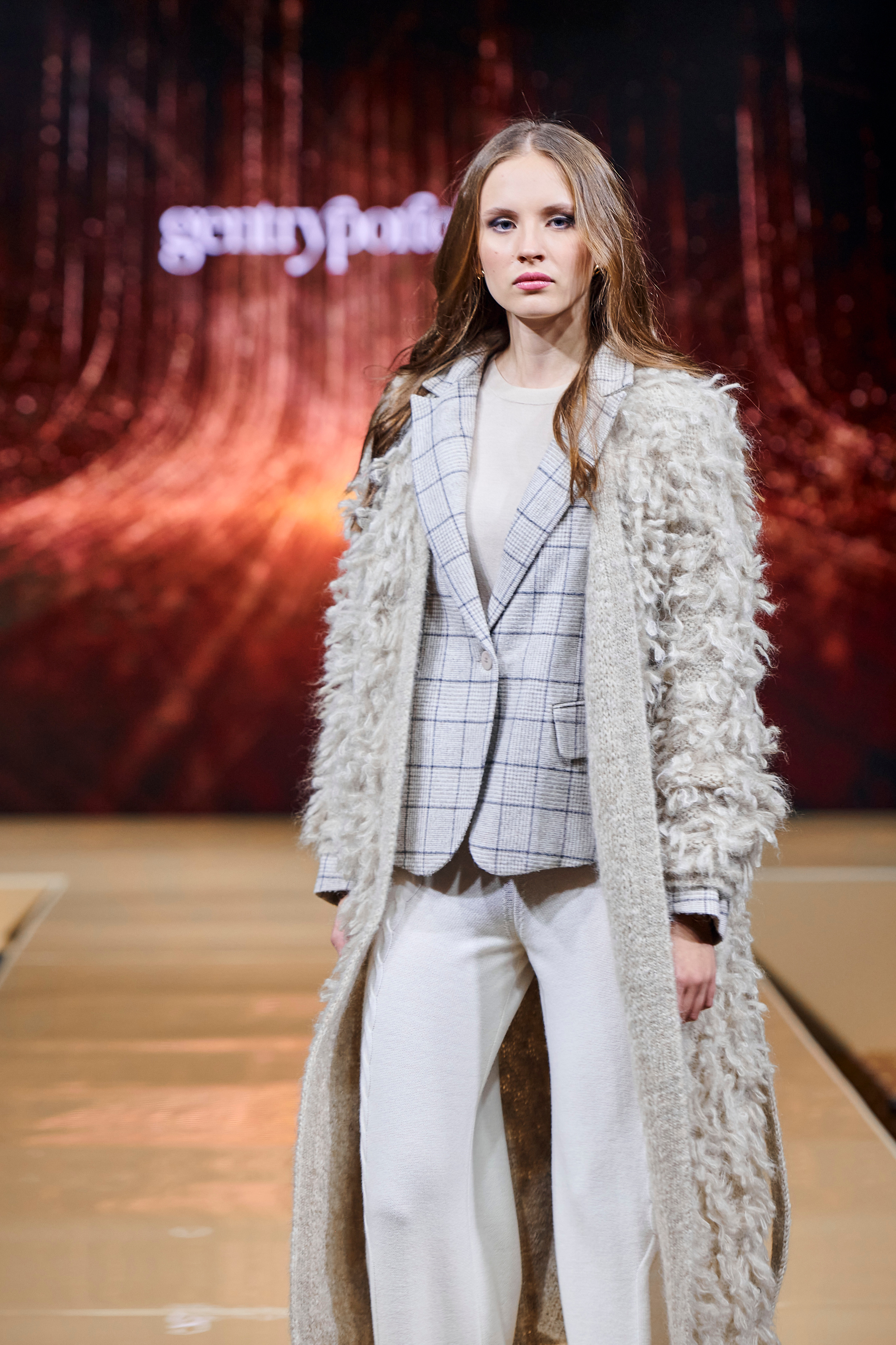 Модный показ «Кашемир и Шелк». Фотограф Постольник Дарья