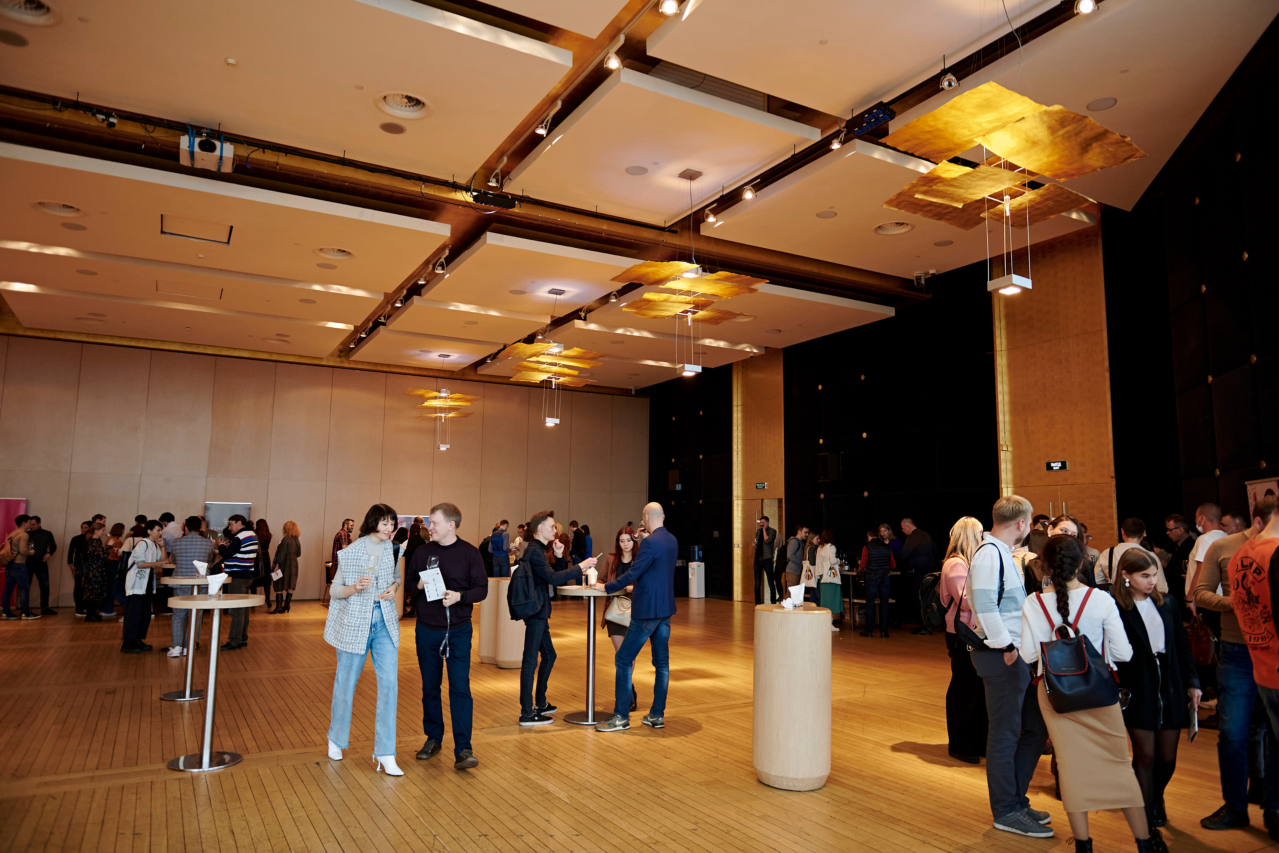 Винная дегустация для сомелье. Фотограф Постольник Дарья