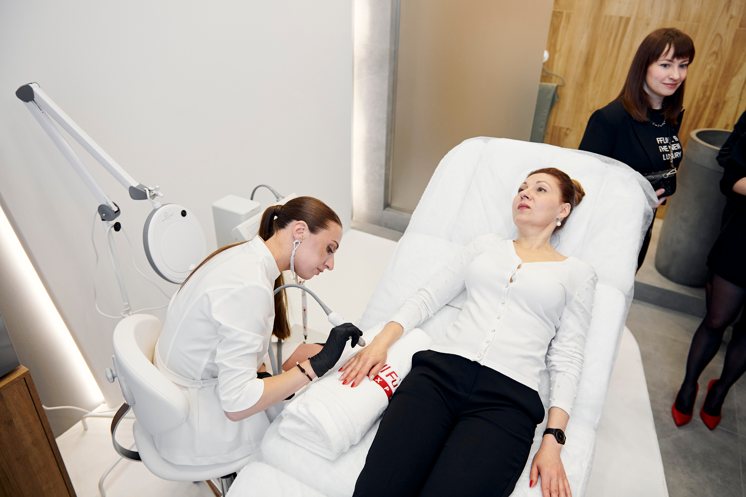 Открытие косметологической клиники VTELO. Фотограф Постольник Дарья