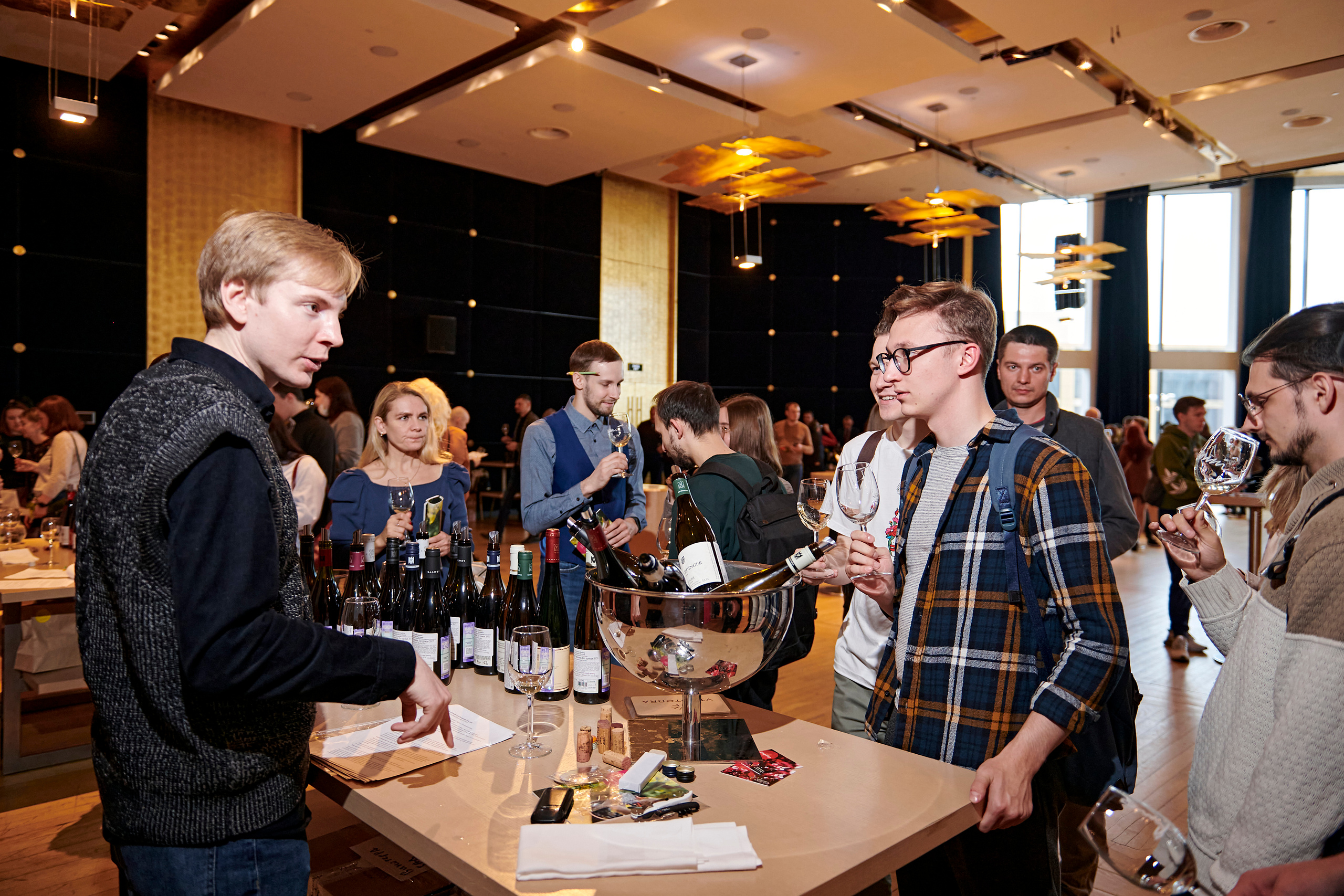 Винная дегустация для сомелье. Фотограф Постольник Дарья