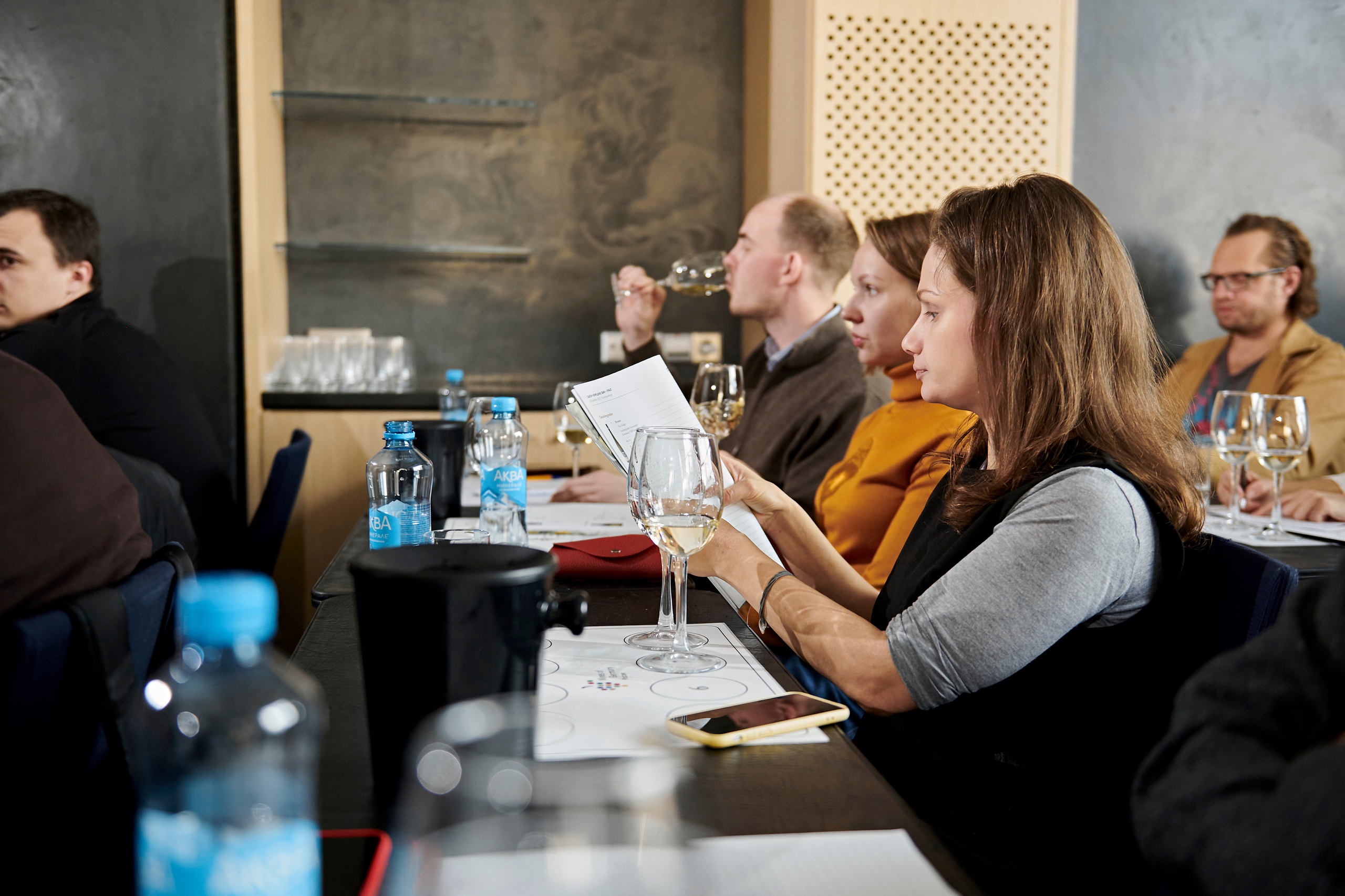 Винная дегустация для сомелье. Фотограф Постольник Дарья