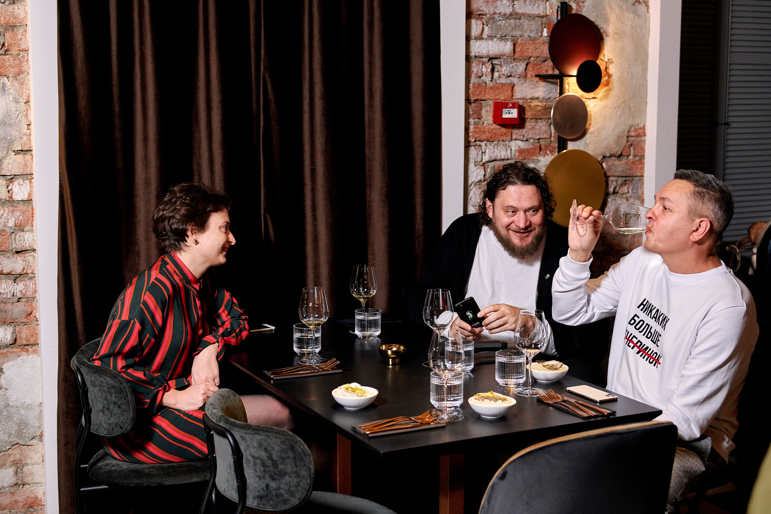 Sekta organic wine bar. Ужин с Аланом Бигати. Фотограф Постольник Дарья