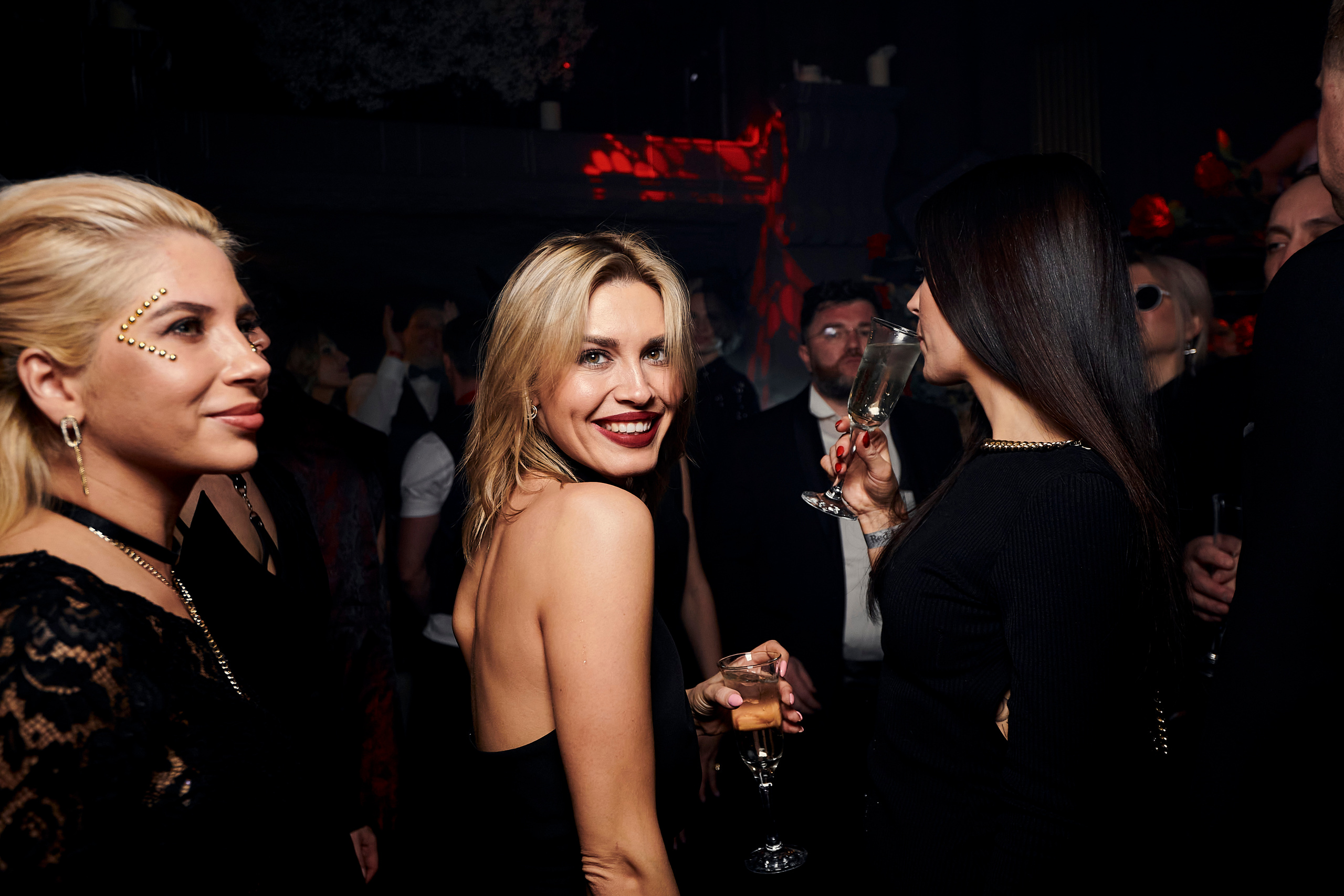 Red Ball. Фотограф Постольник Дарья