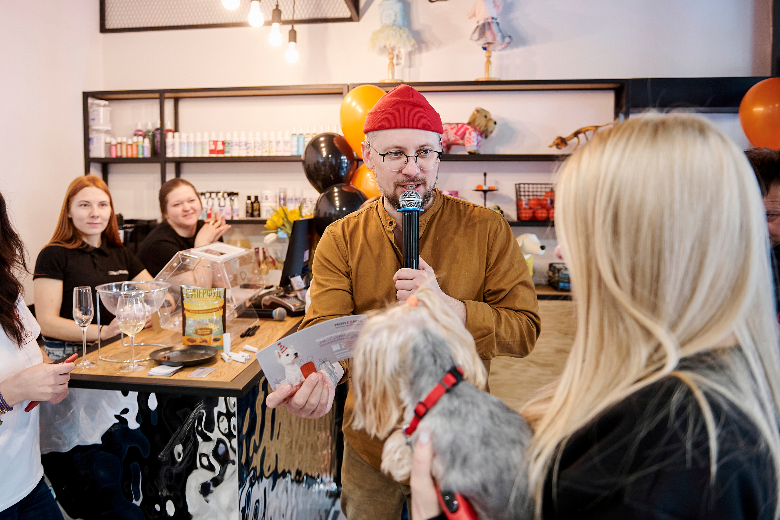 Открытие салона-магазина для животных People & Pets. Фотограф Постольник Дарья