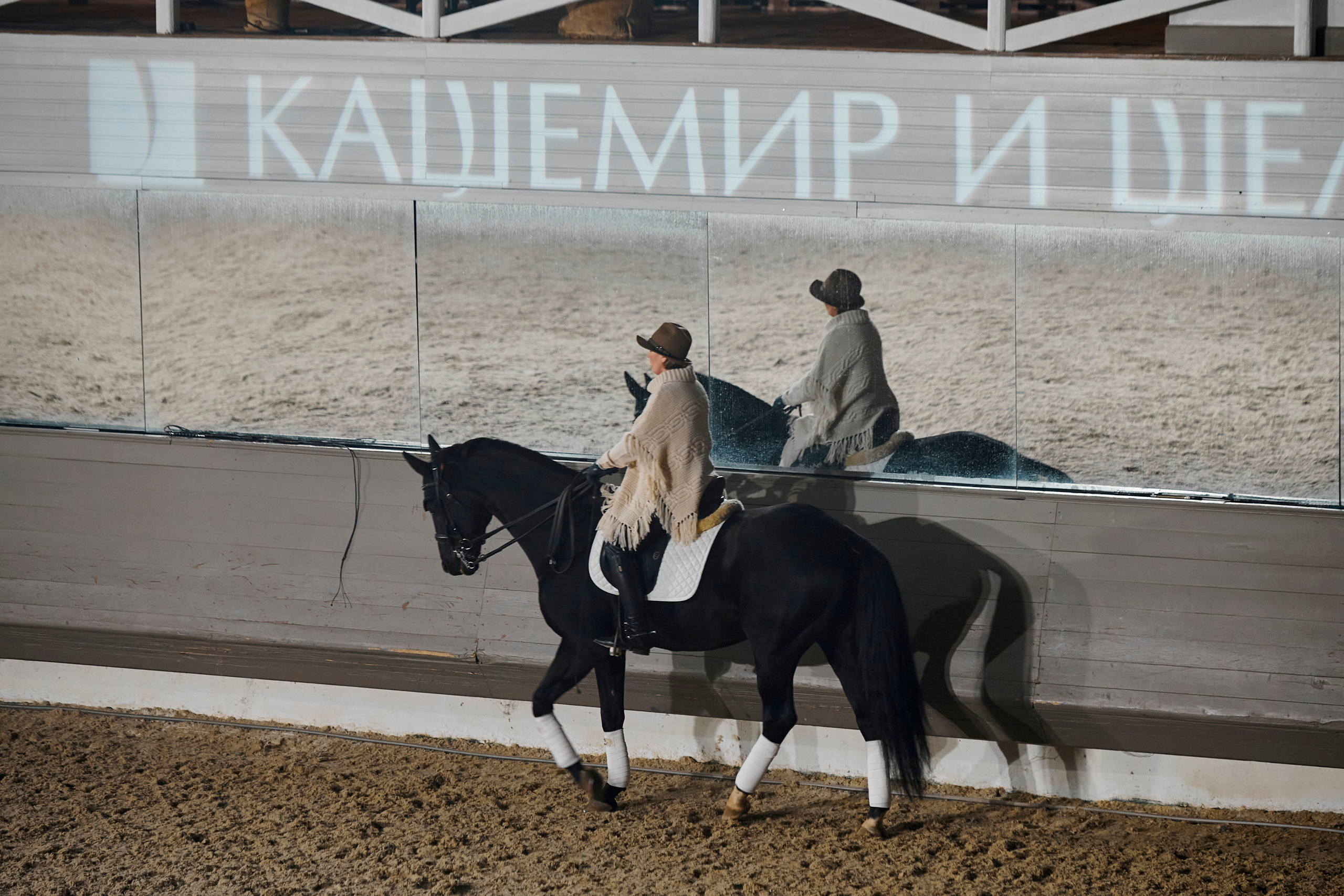 Модный показ «Кашемир и Шелк». Фотограф Постольник Дарья