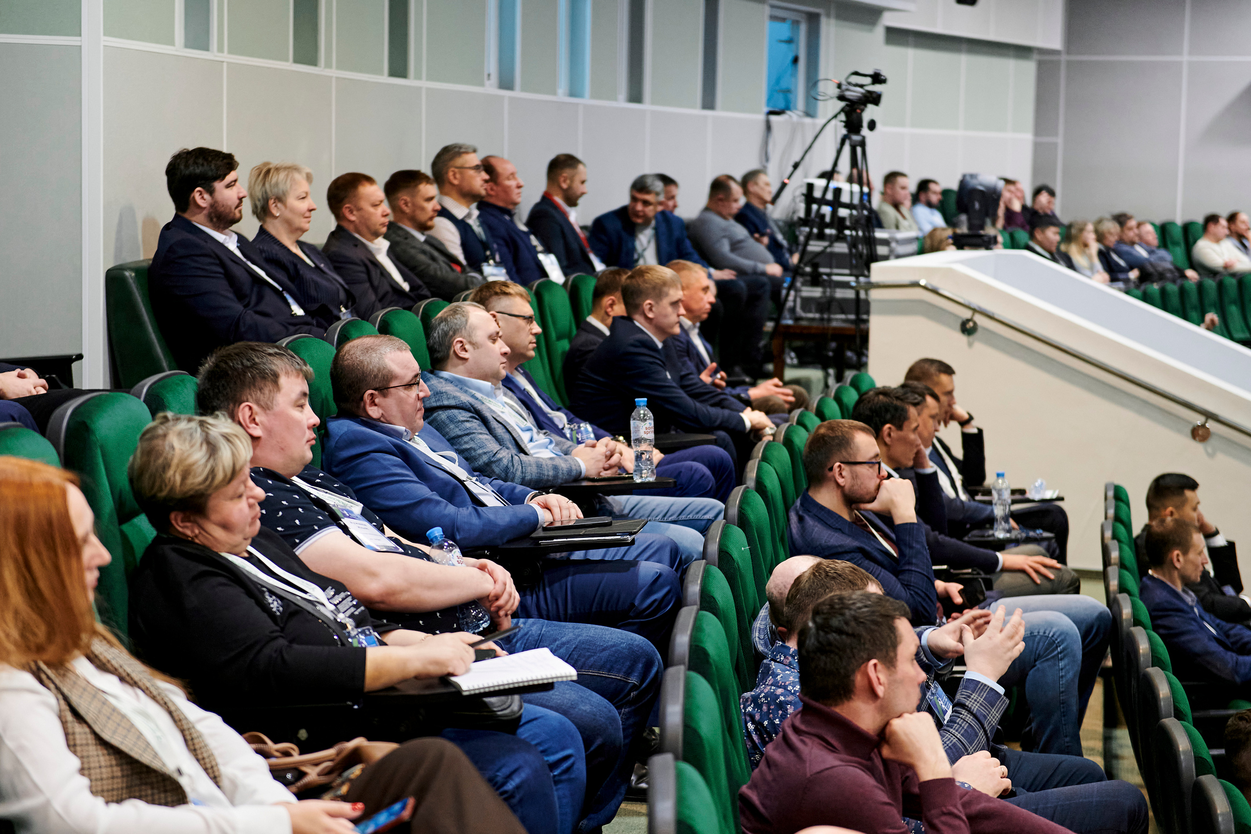 Конференция «Уральский путь». Фотограф Постольник Дарья