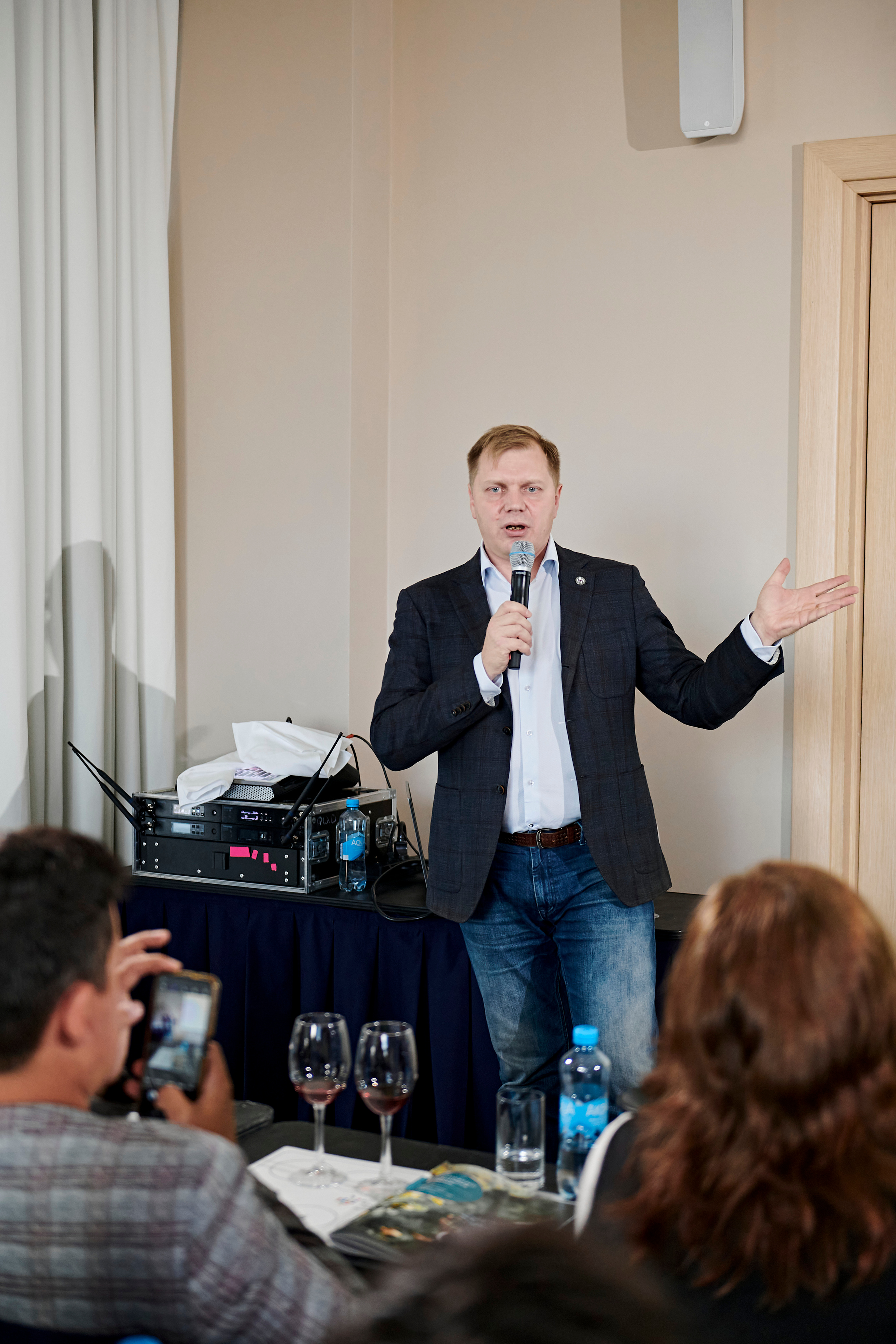 Винная дегустация для сомелье. Фотограф Постольник Дарья